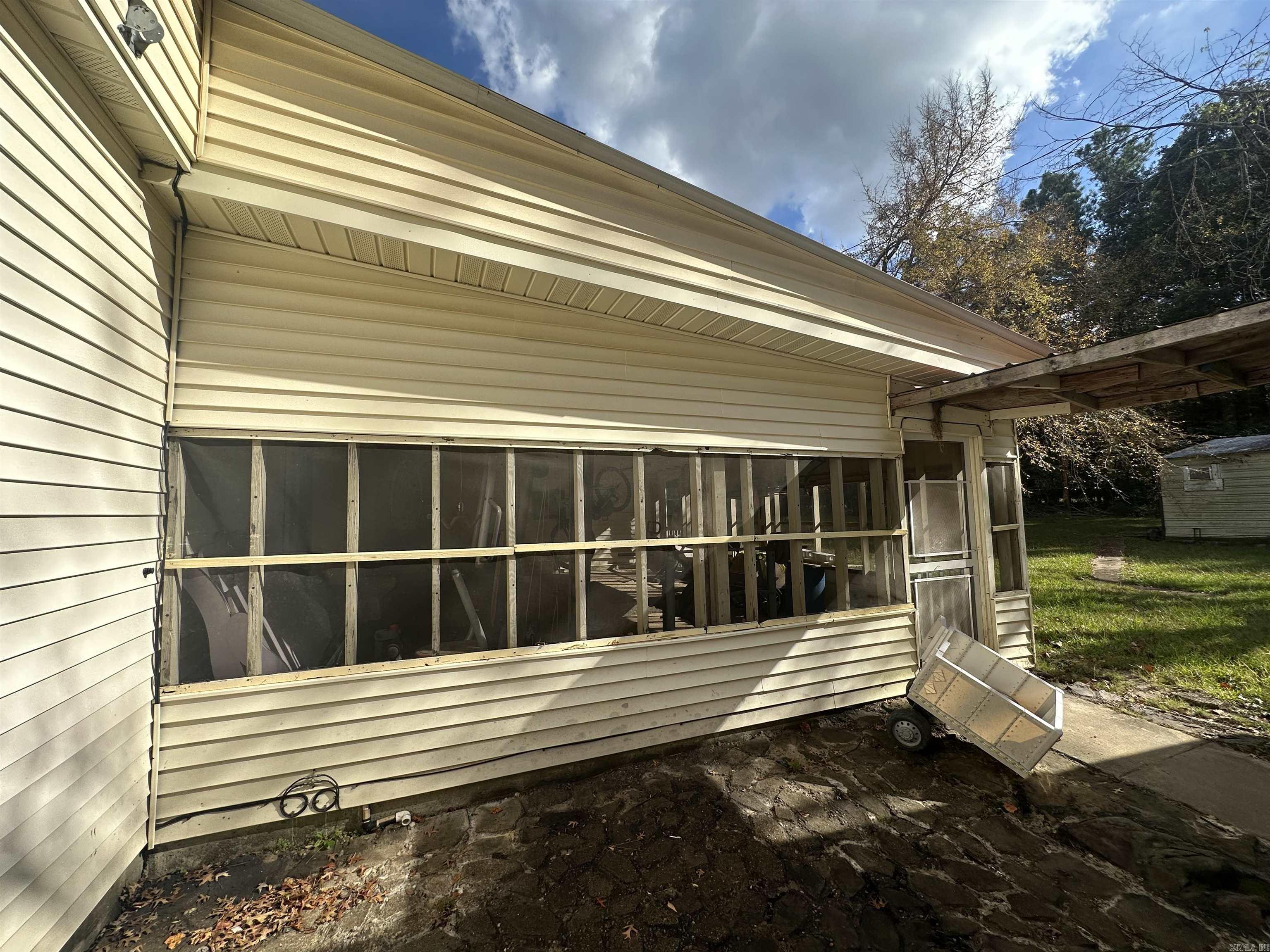 309 Arizona  Star City, AR