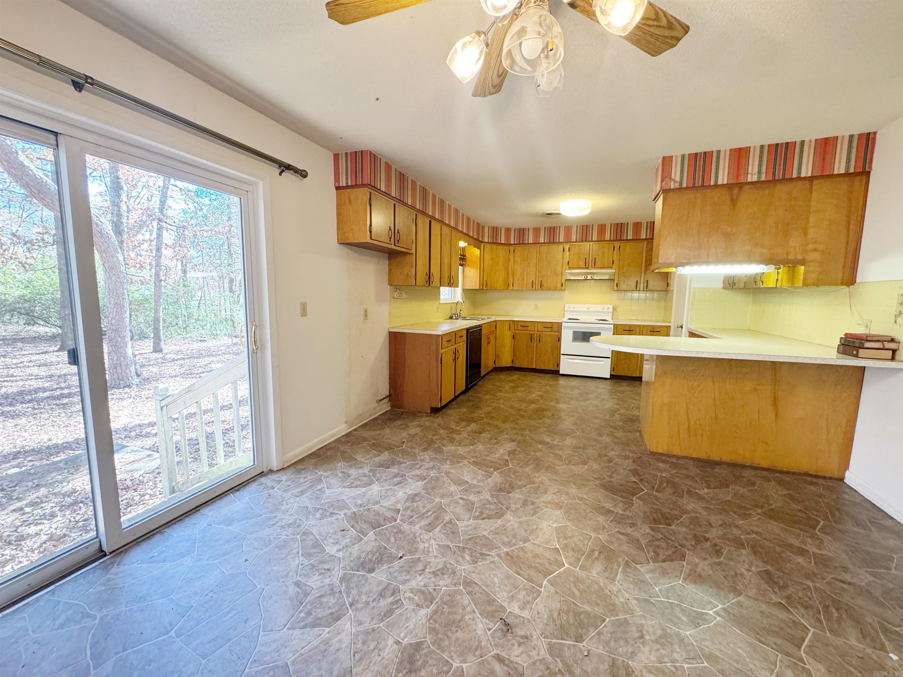 147 Memory  Clinton, AR