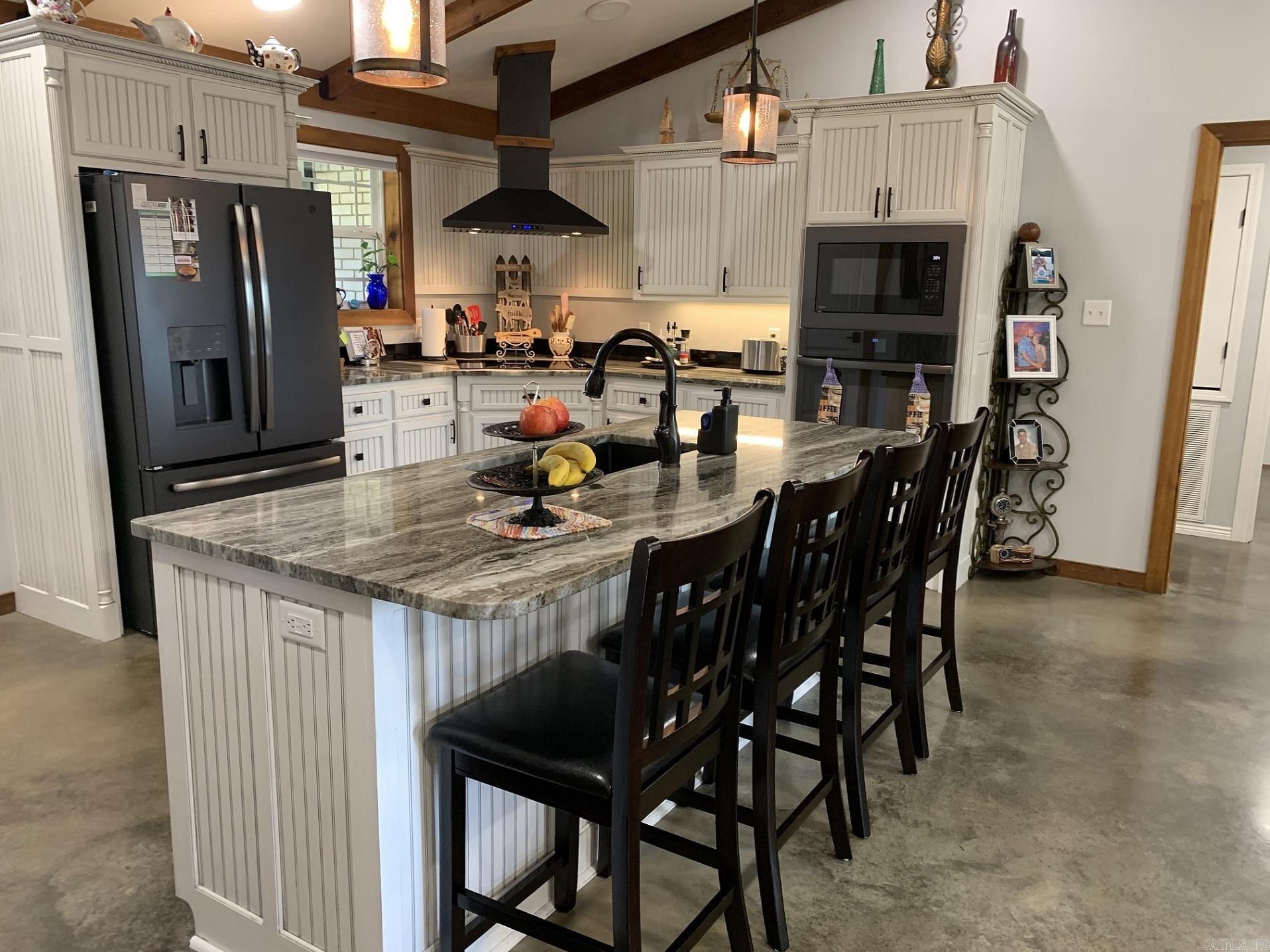 1544 Sweeden  Russellville, AR