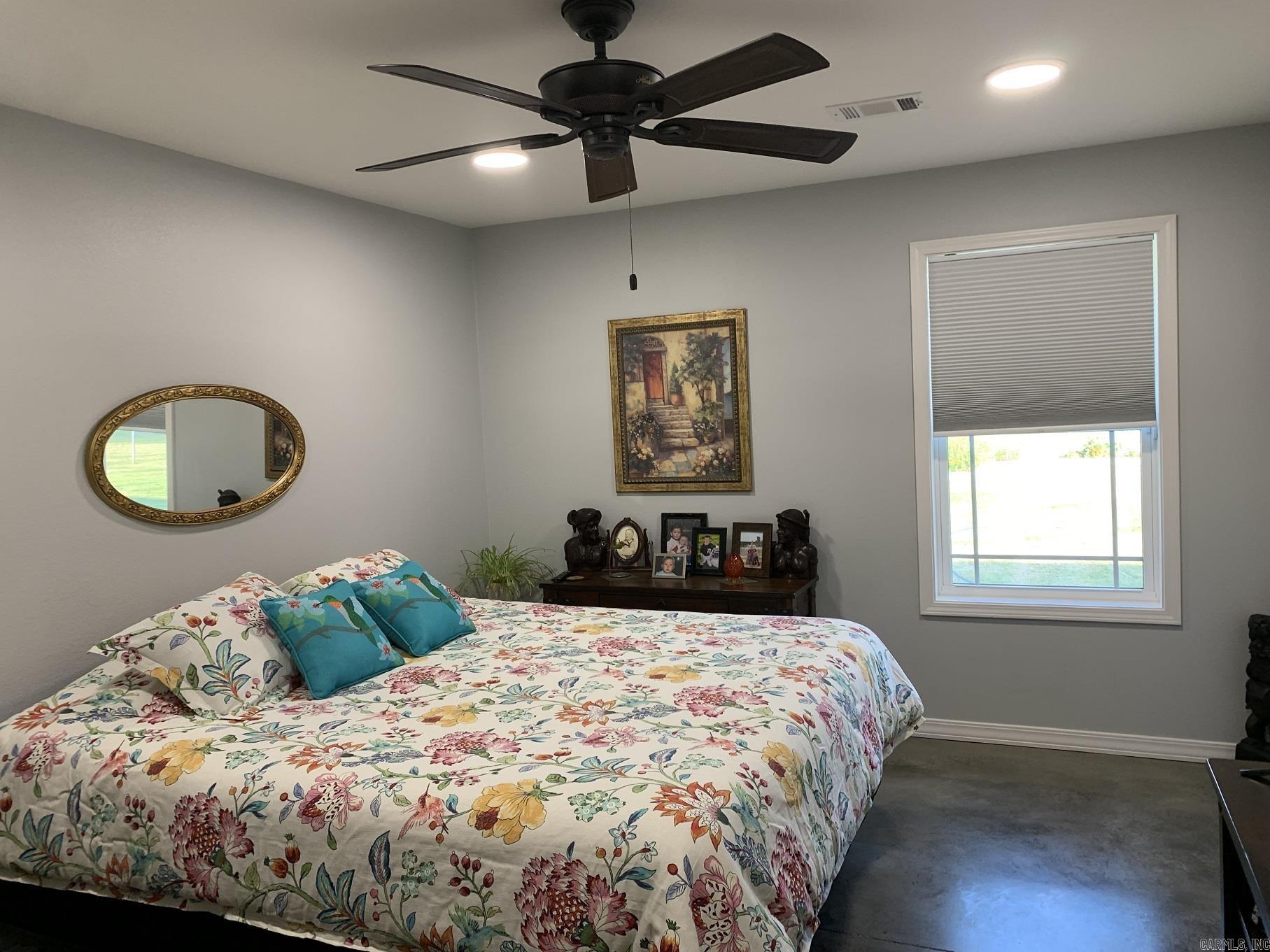 1544 Sweeden  Russellville, AR