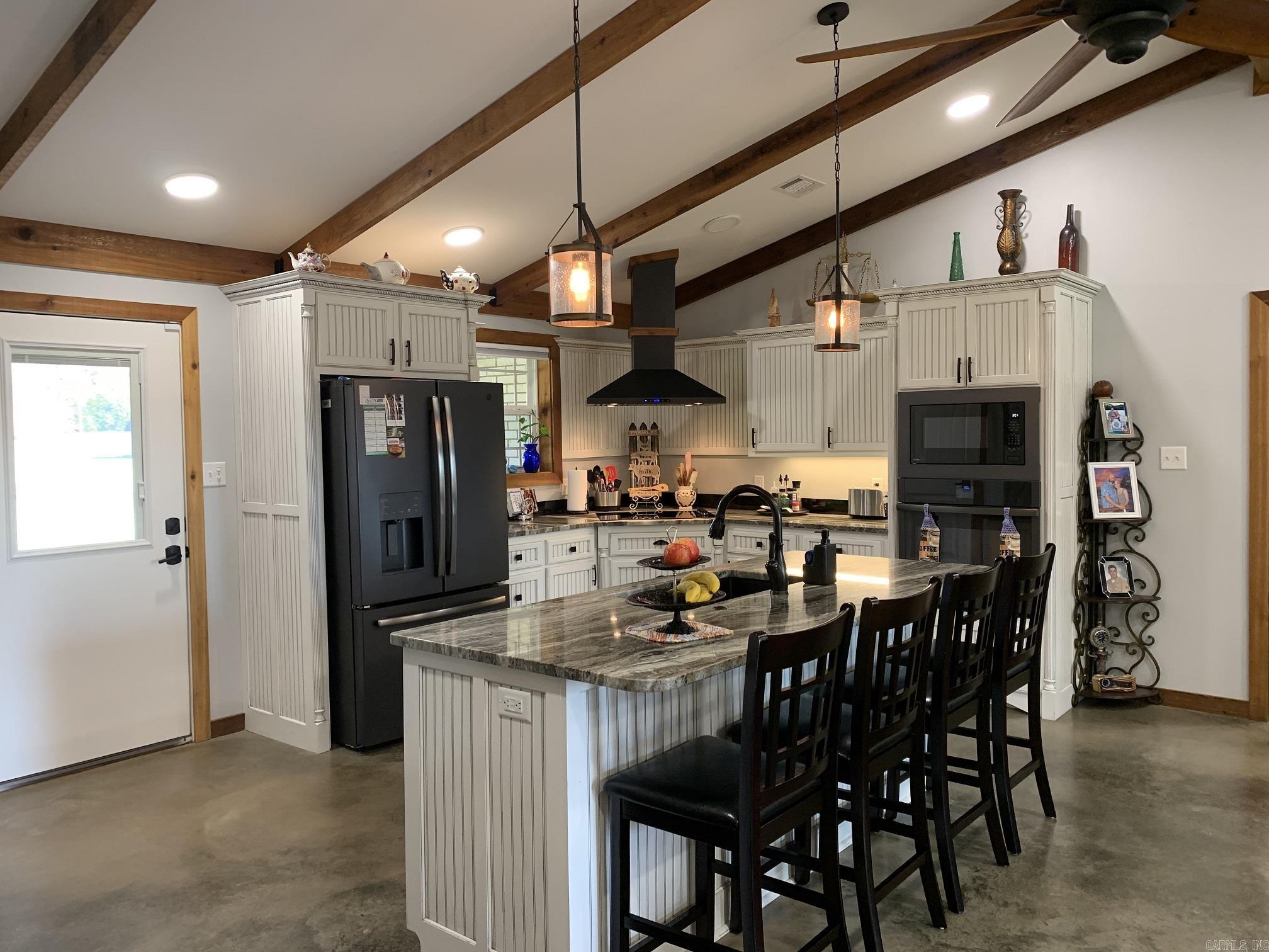 1544 Sweeden  Russellville, AR