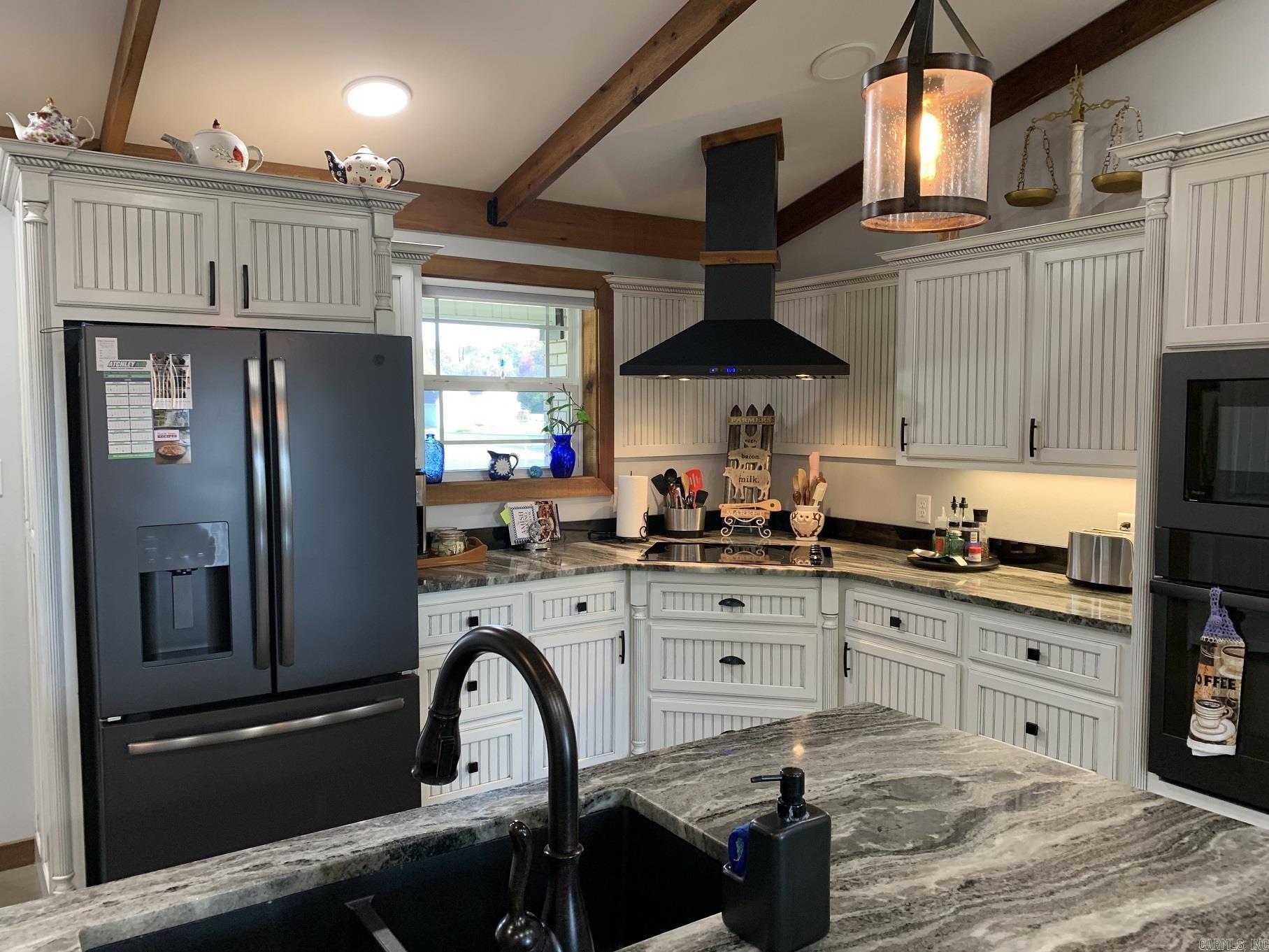 1544 Sweeden  Russellville, AR