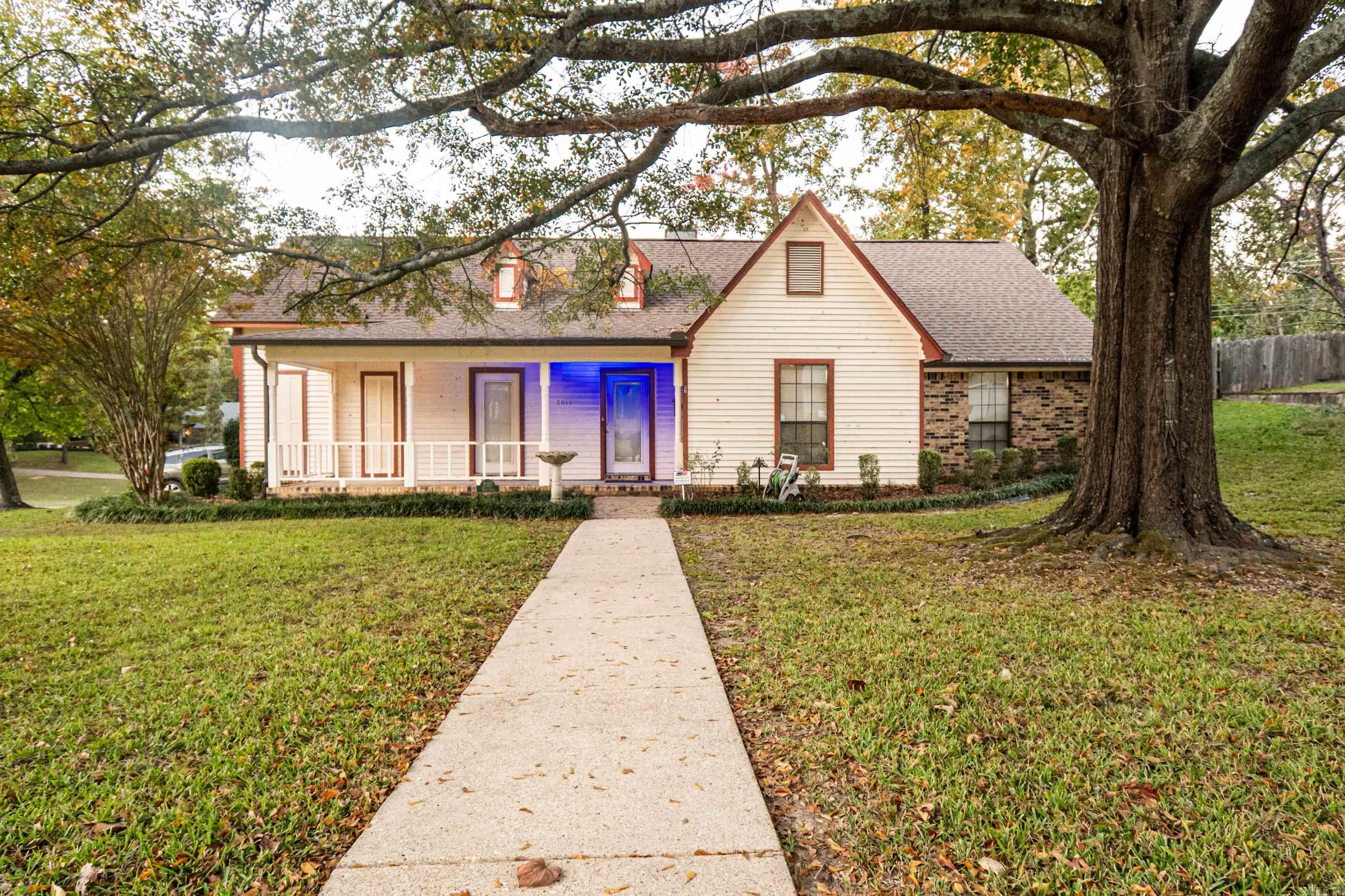 2010 W Oak St  El Dorado, AR