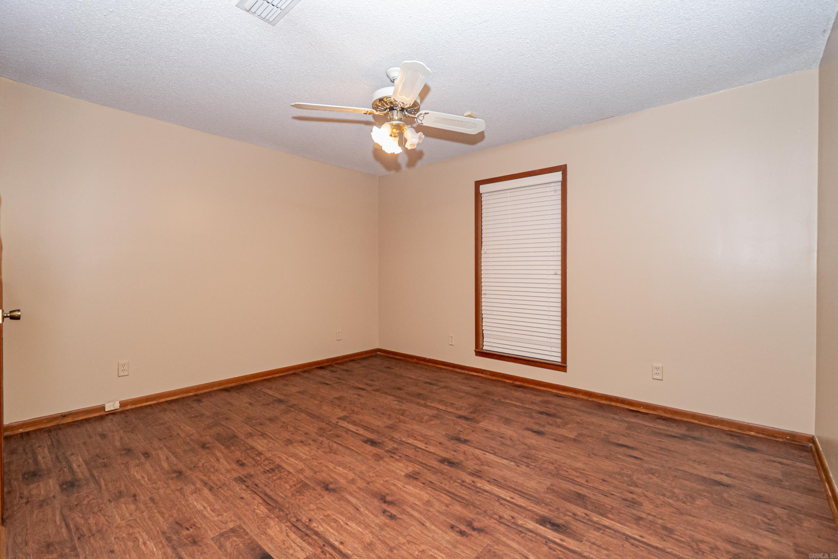 2010 W Oak St  El Dorado, AR