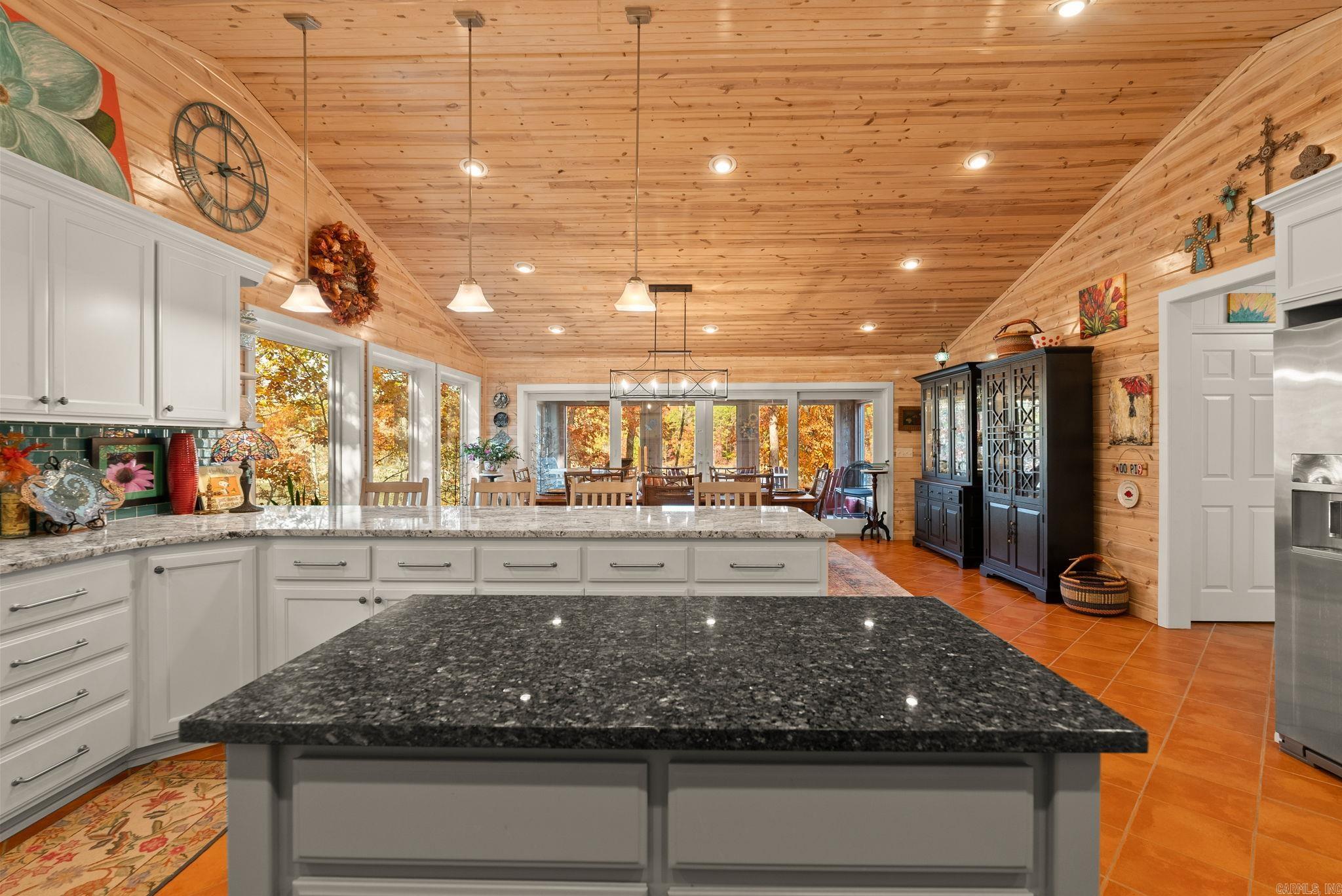 124 Sylvan Shores Dr.  Edgemont, AR