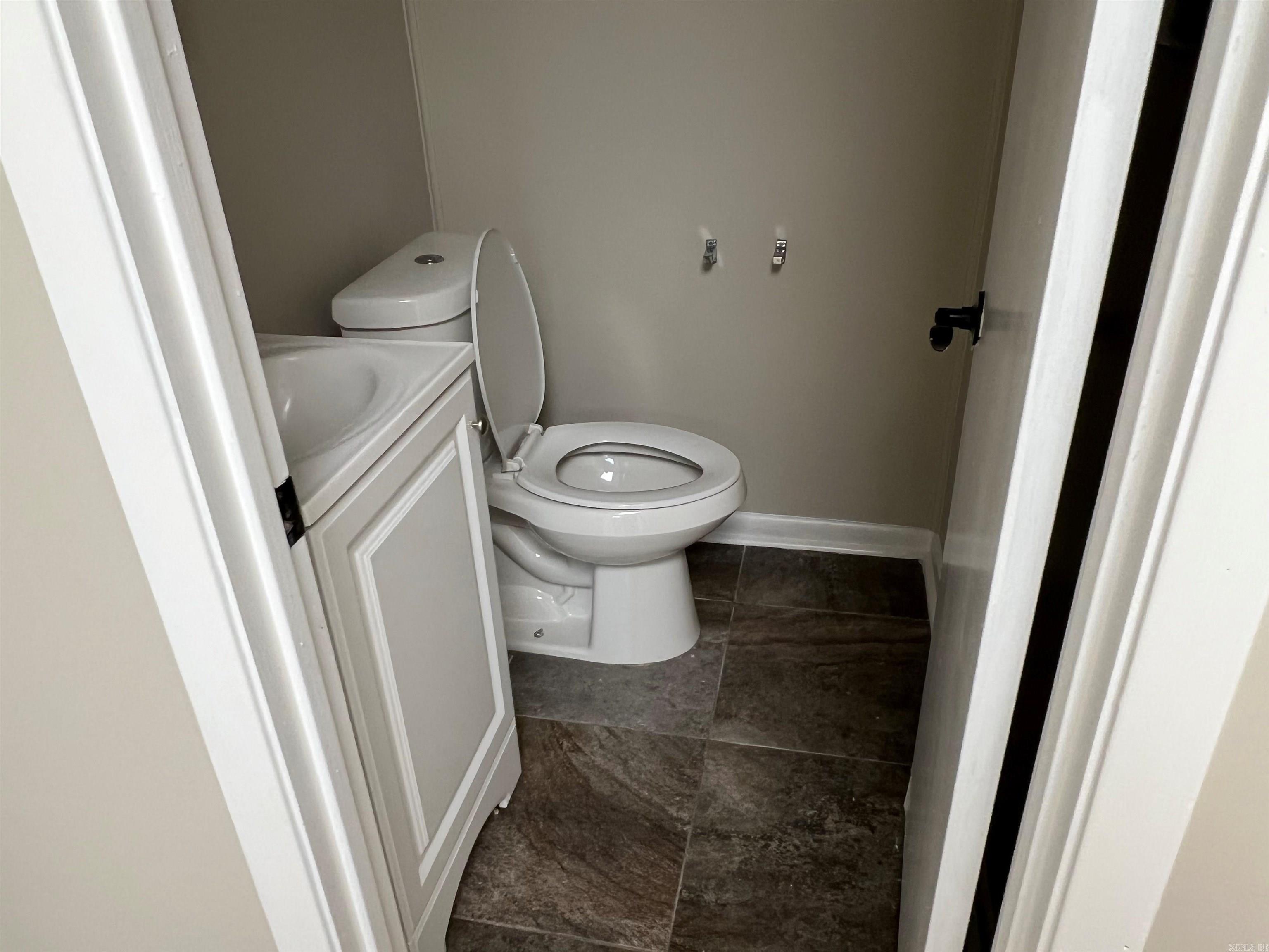 9107 Rodney Parham Unit 3 Little Rock, AR