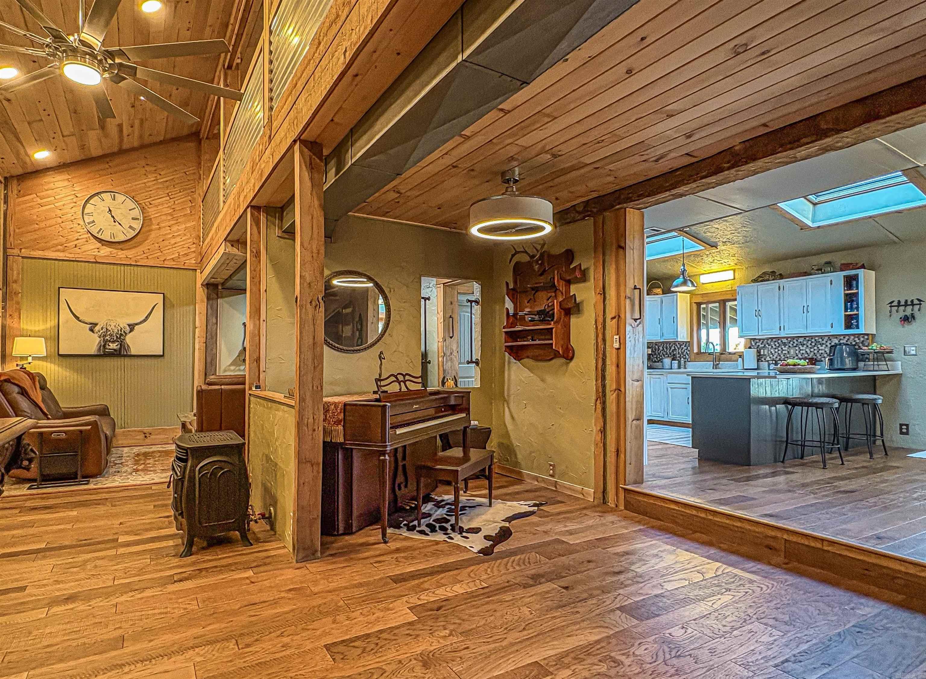 2268 MC 6035  Yellville, AR