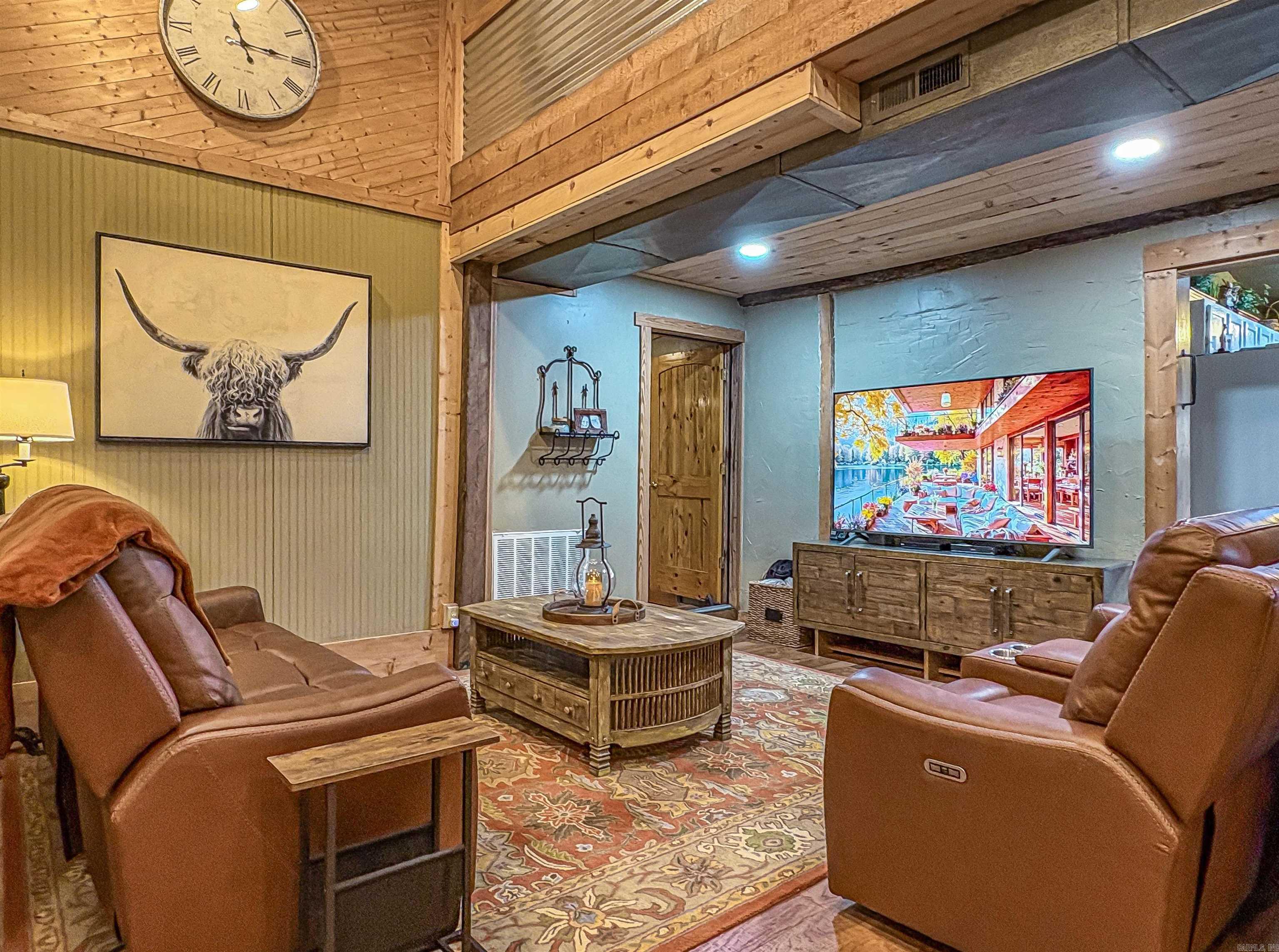 2268 MC 6035  Yellville, AR