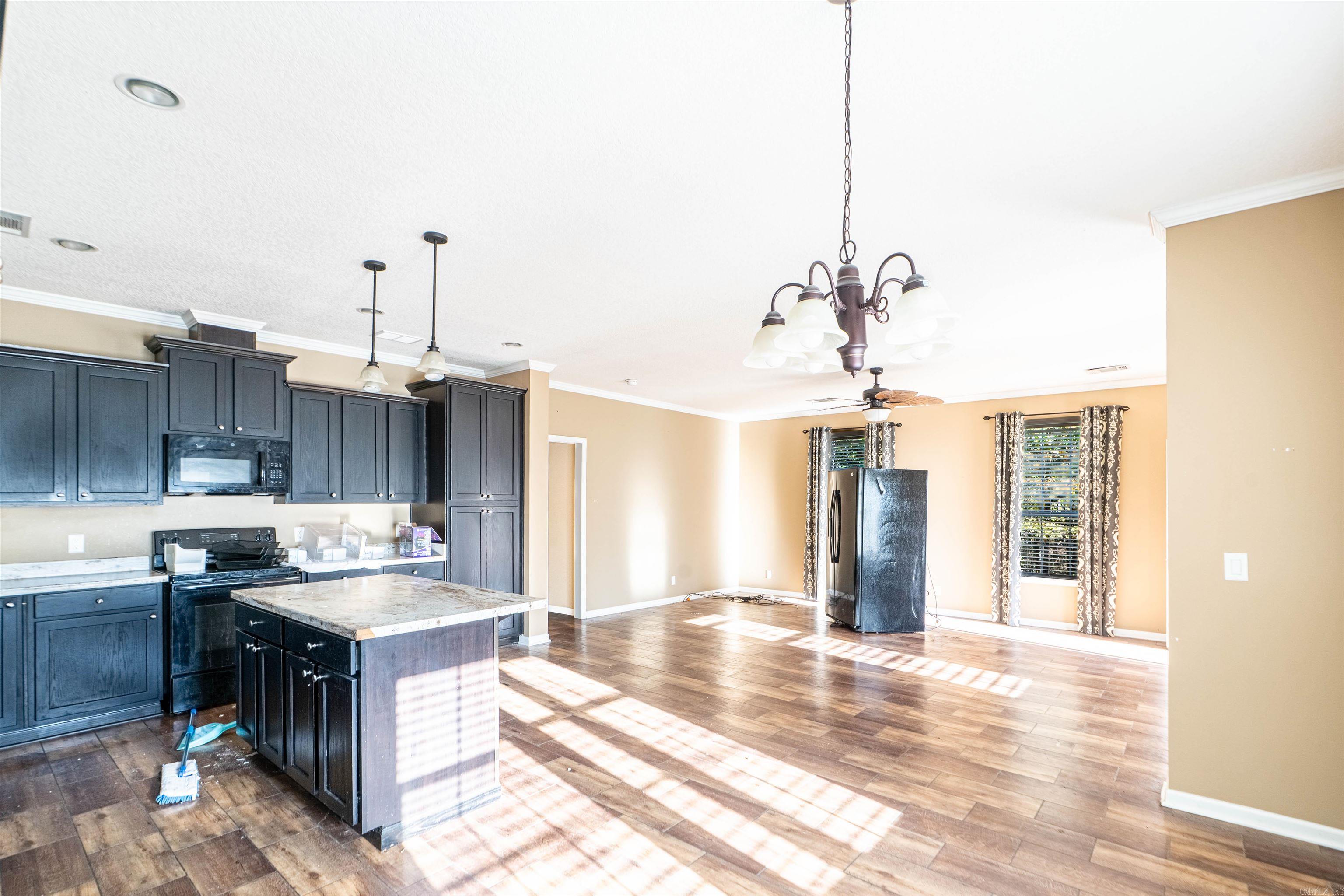 2073 Highway 306  Colt, AR