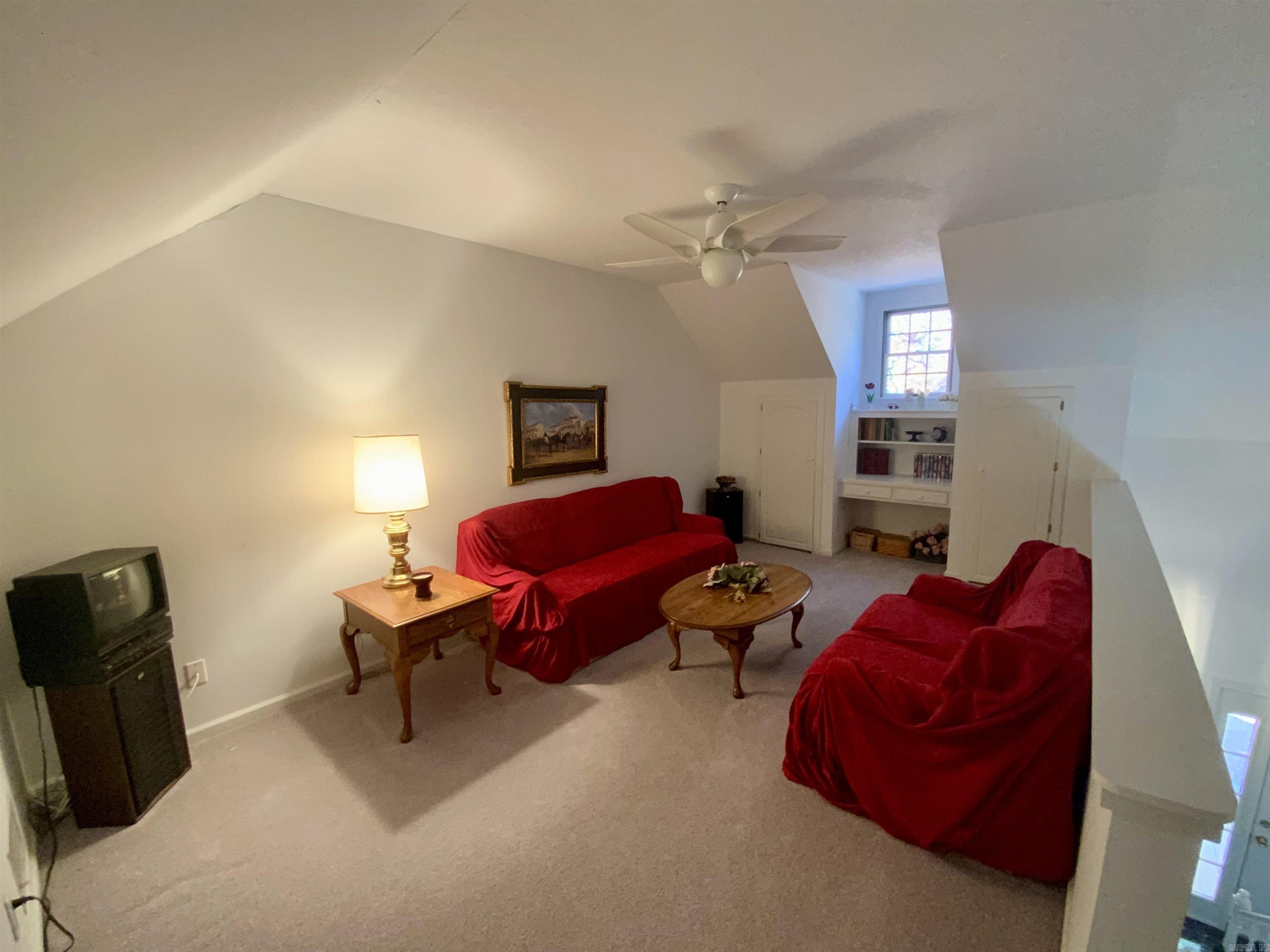 949 DeKalb  Tumbling Shoals, AR