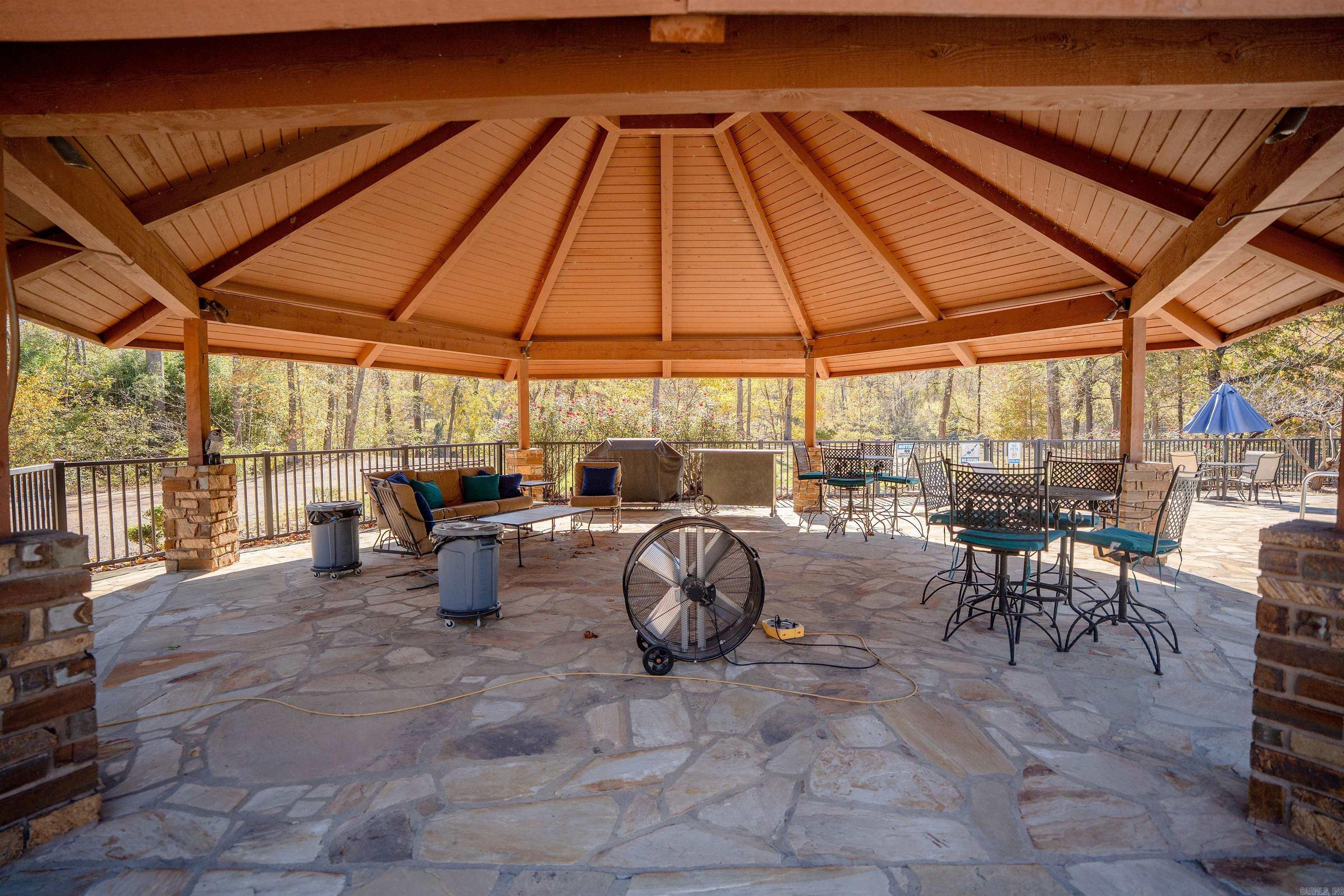 295 Primrose Creek  Heber Springs, AR