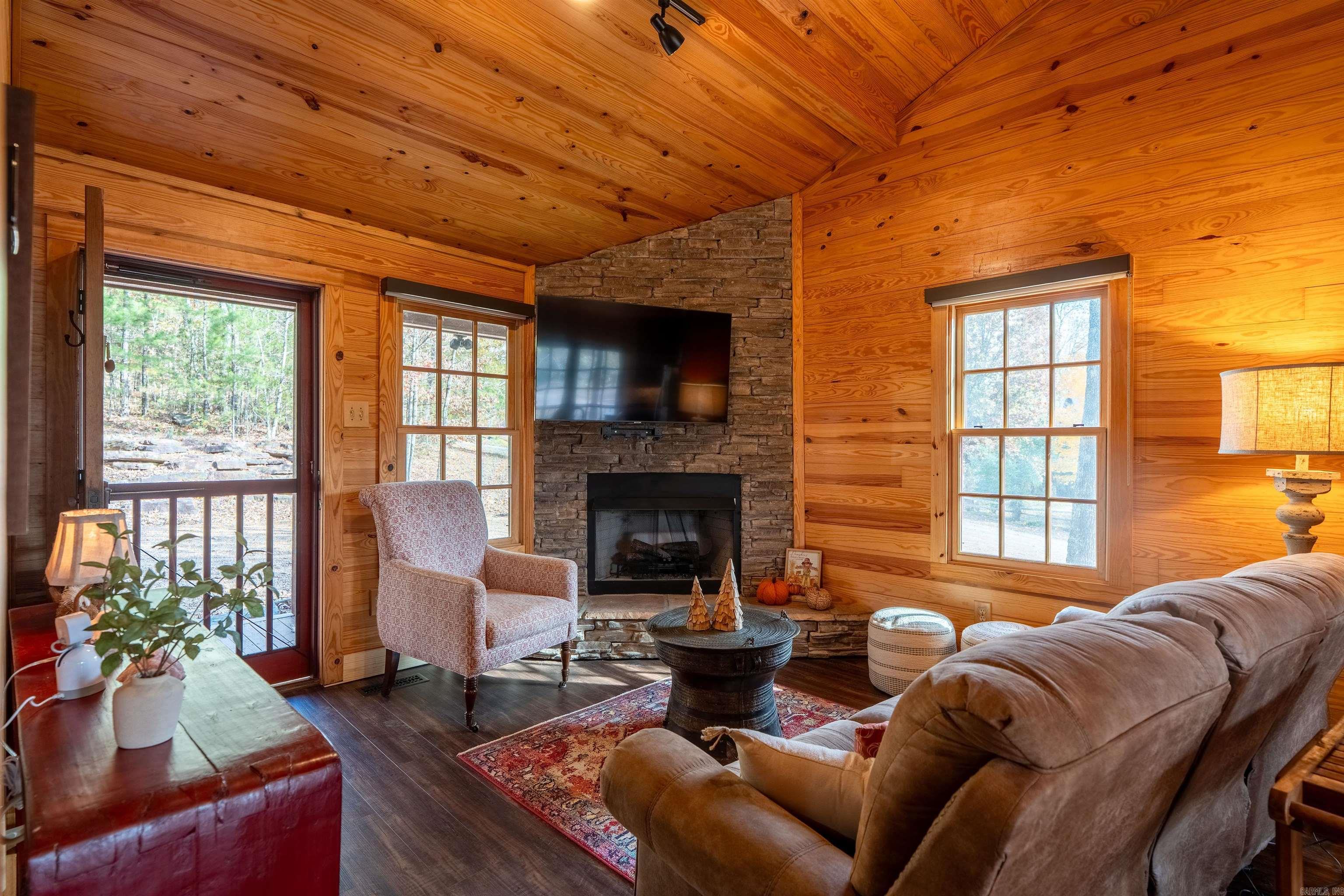 295 Primrose Creek  Heber Springs, AR