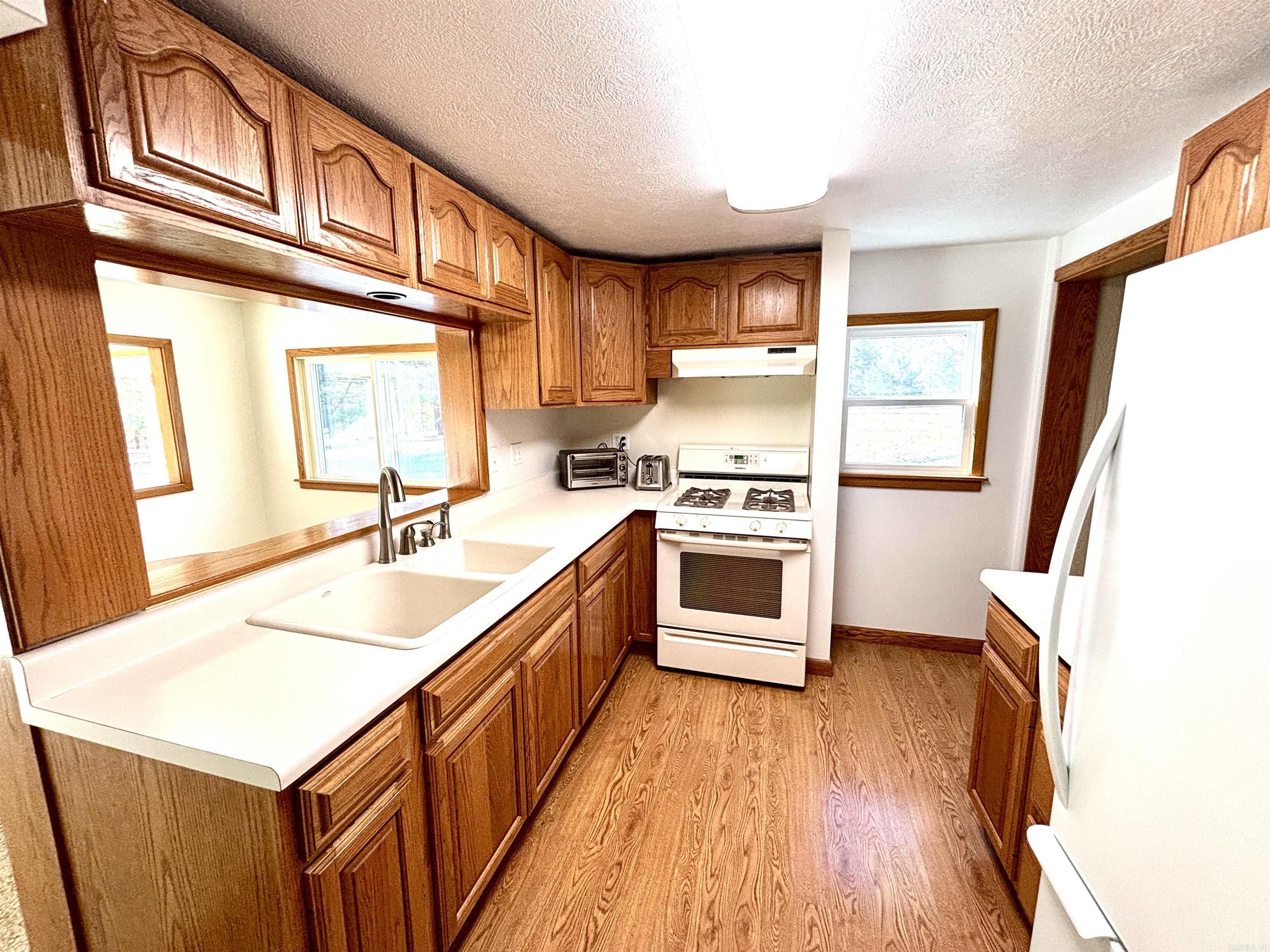 341 Red Hawk Lane  Gamaliel, AR