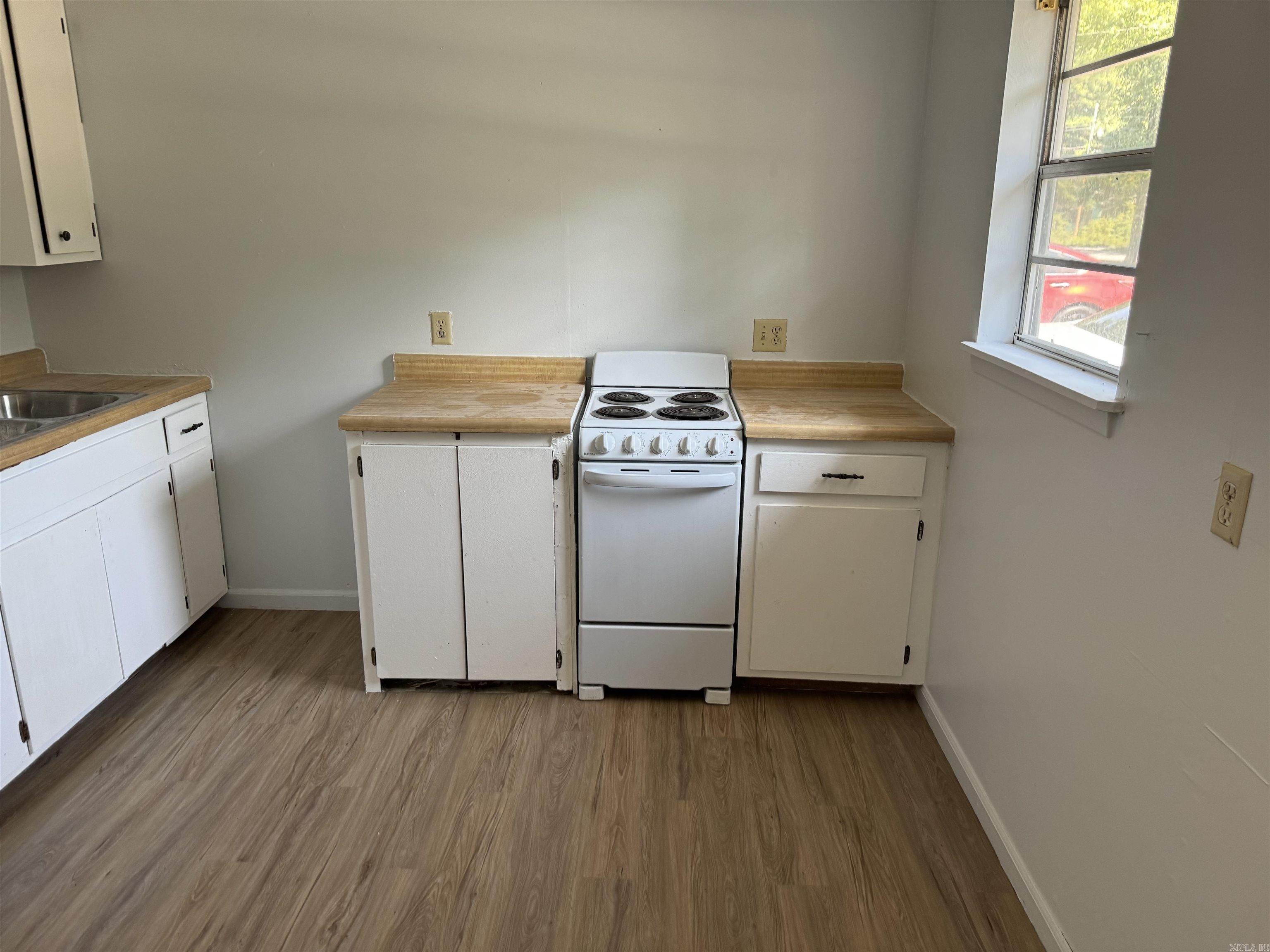 1600 N Lane  White Hall, AR