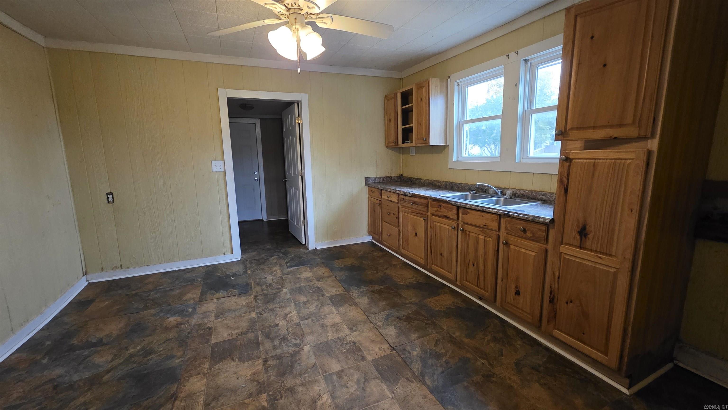 601 W Thompson St  Paragould, AR