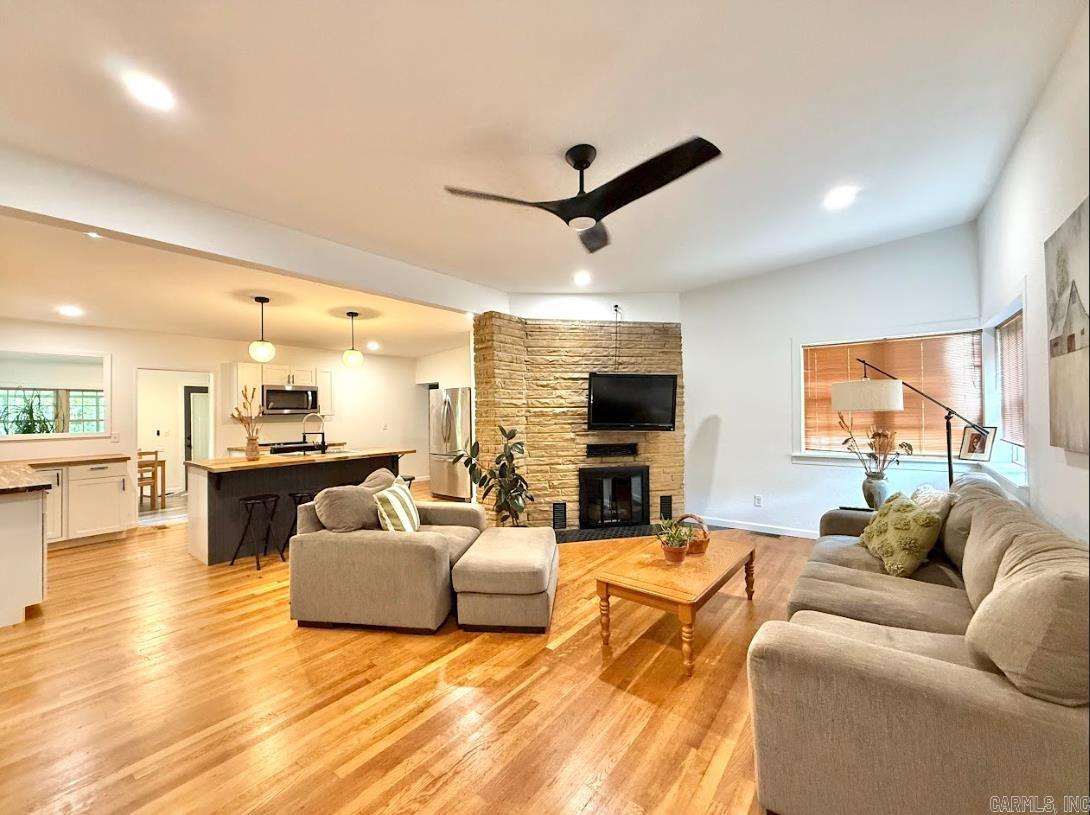 601 Clarence St.  Mountain View, AR