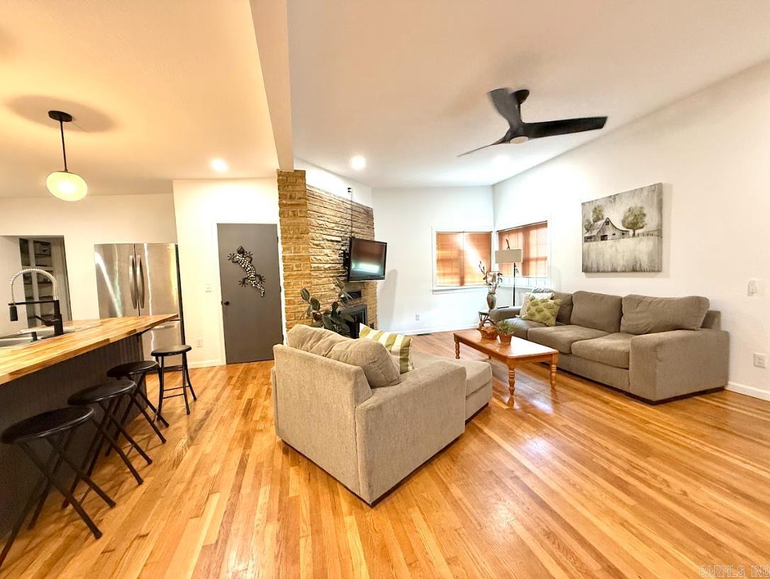 601 Clarence St.  Mountain View, AR