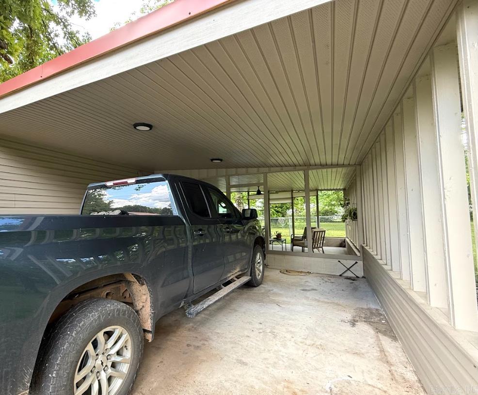 601 Clarence St.  Mountain View, AR