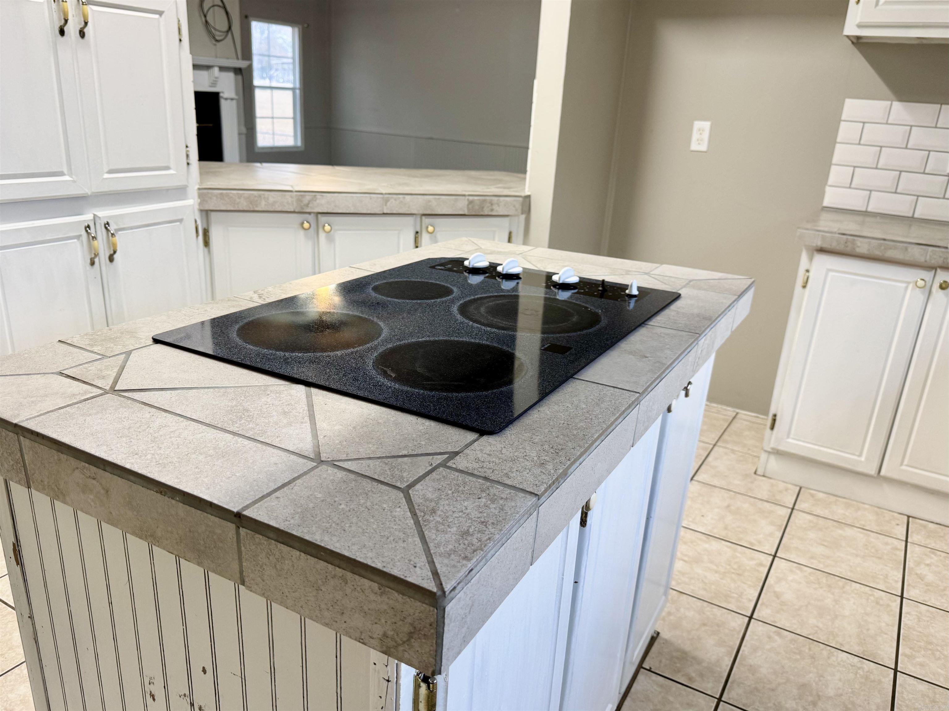 344 McFadden  Austin, AR