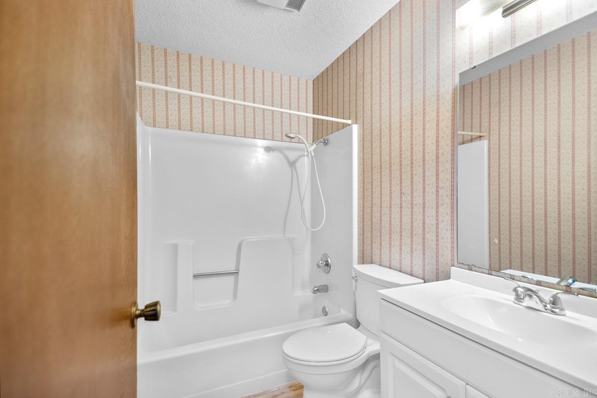 19 Leprechaun  Alexander, AR