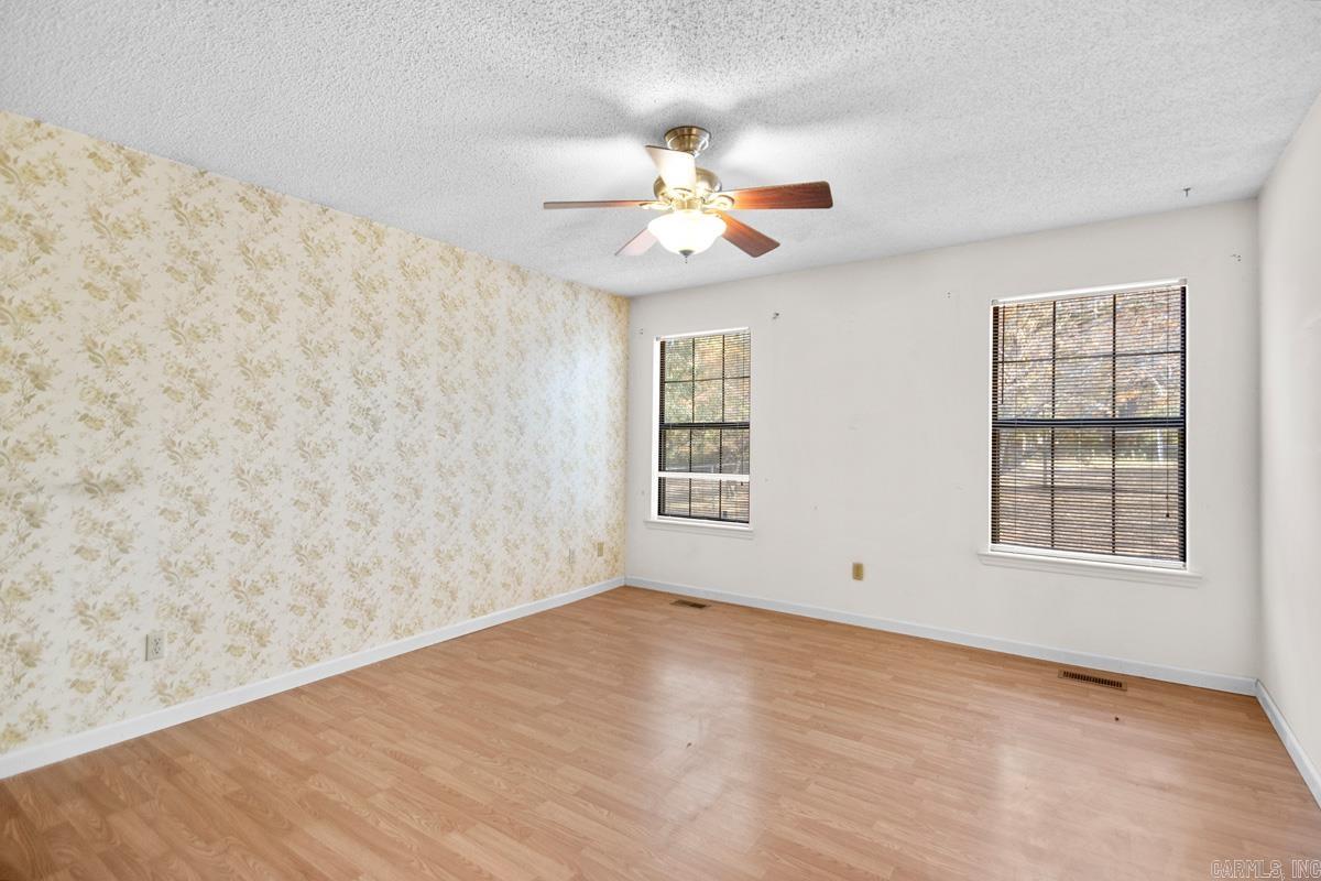 19 Leprechaun  Alexander, AR