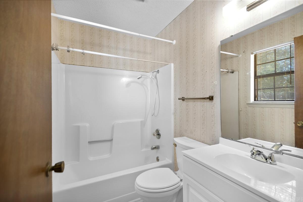 19 Leprechaun  Alexander, AR