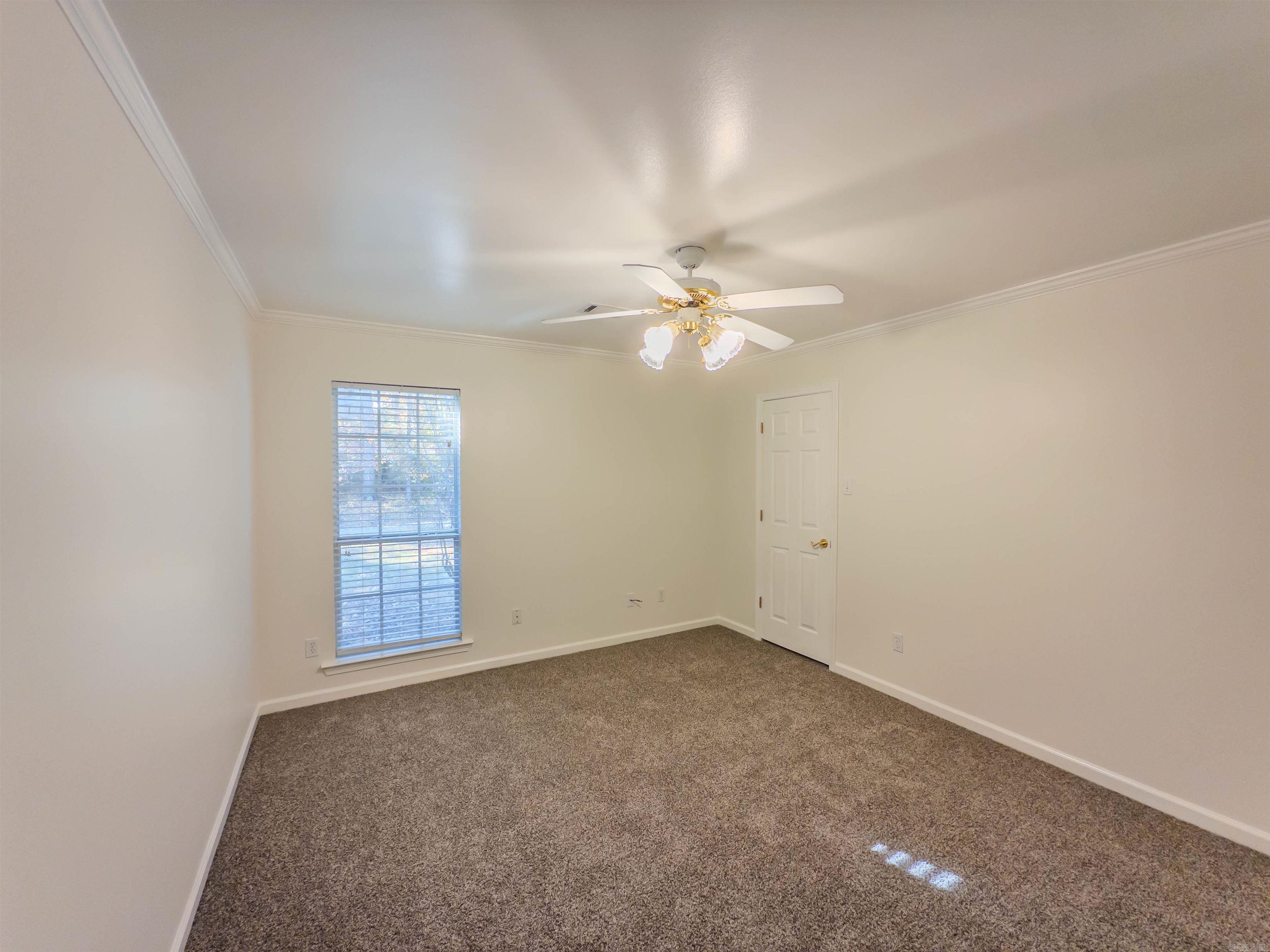 7 Blue Mountain Cv  Maumelle, AR