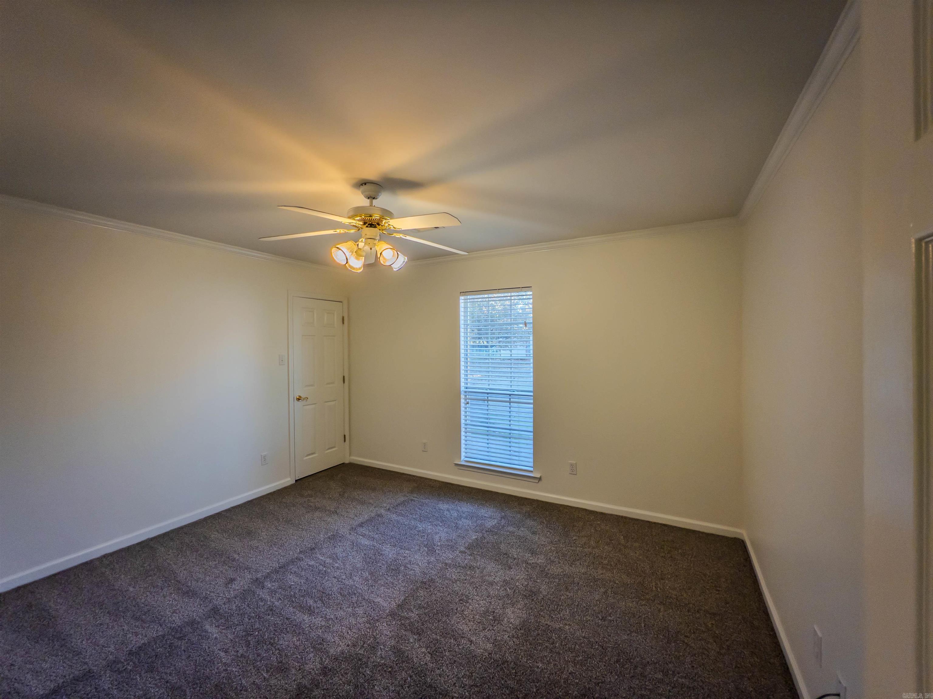 7 Blue Mountain Cv  Maumelle, AR