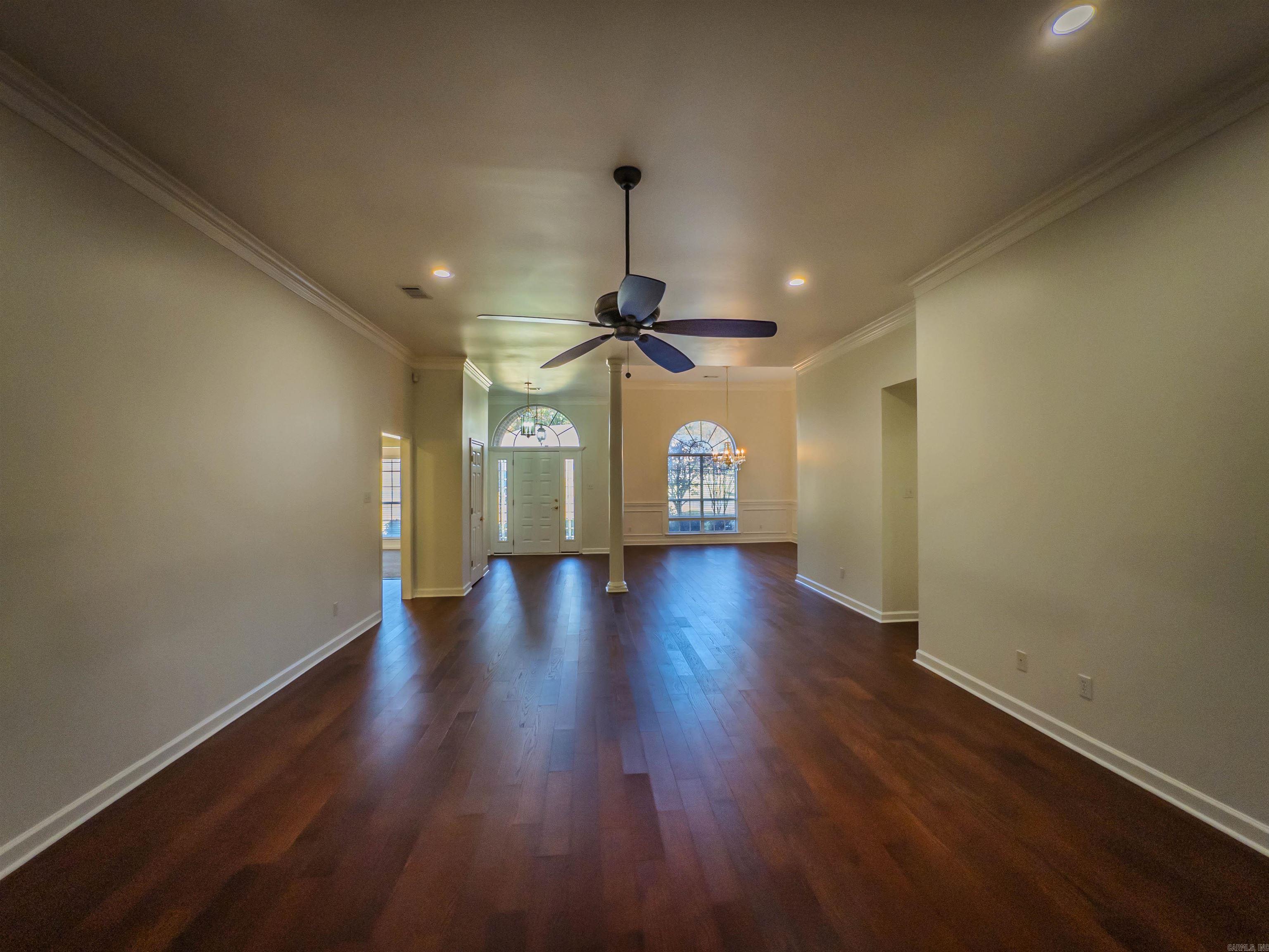 7 Blue Mountain Cv  Maumelle, AR