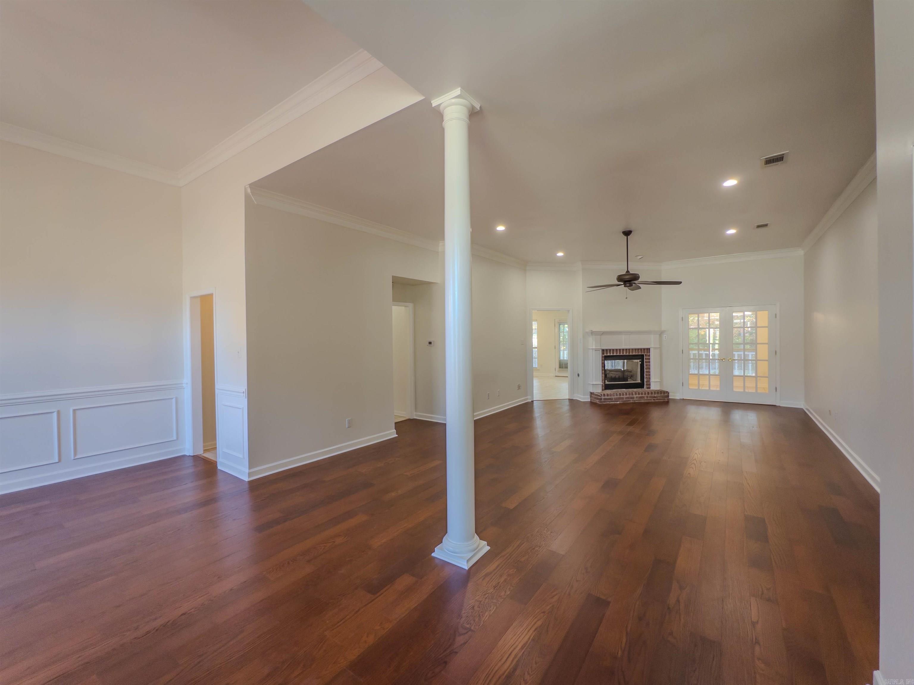 7 Blue Mountain Cv  Maumelle, AR