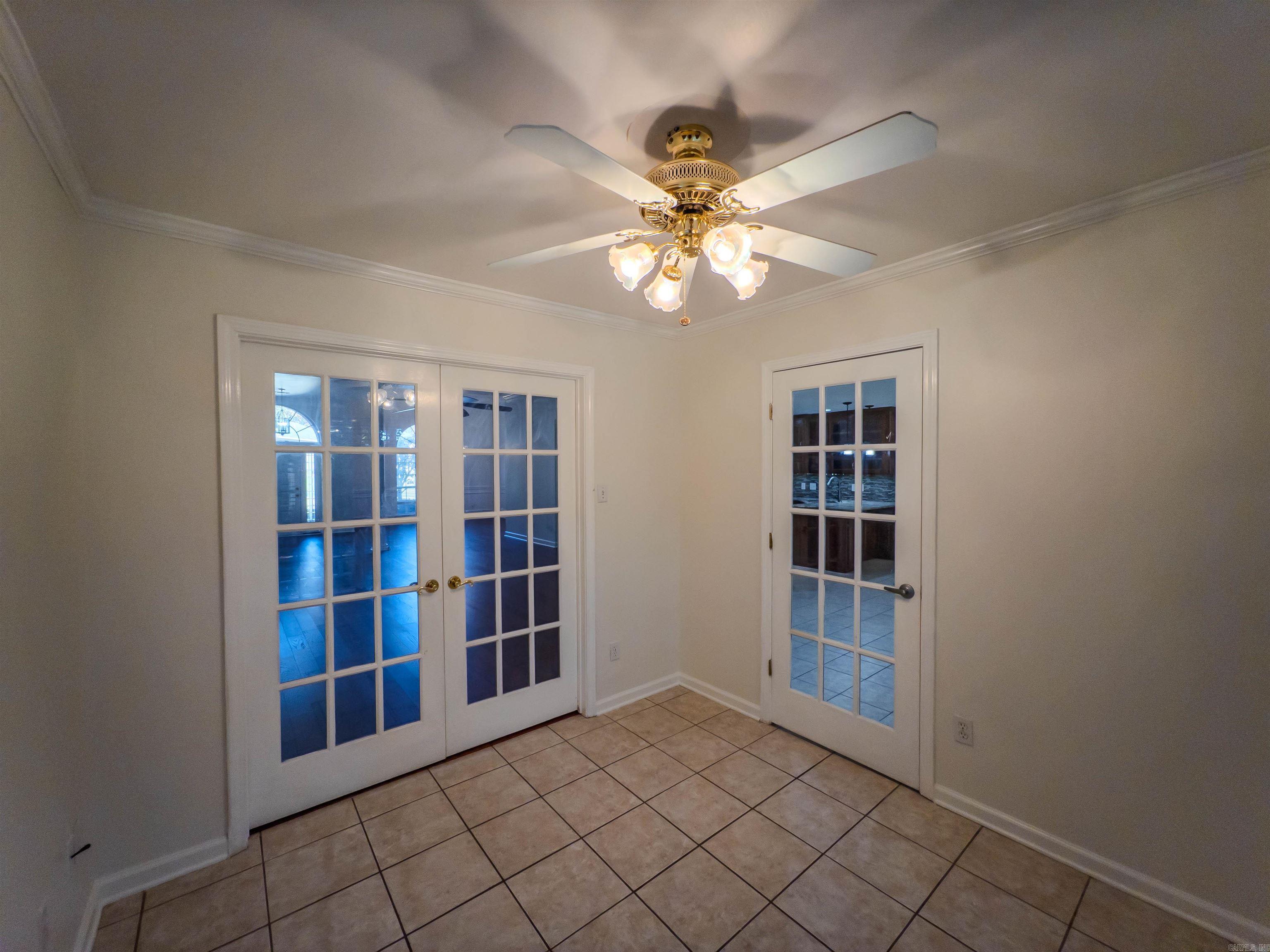 7 Blue Mountain Cv  Maumelle, AR