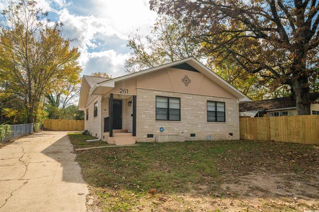 261  woodlawn  Hot Springs, AR