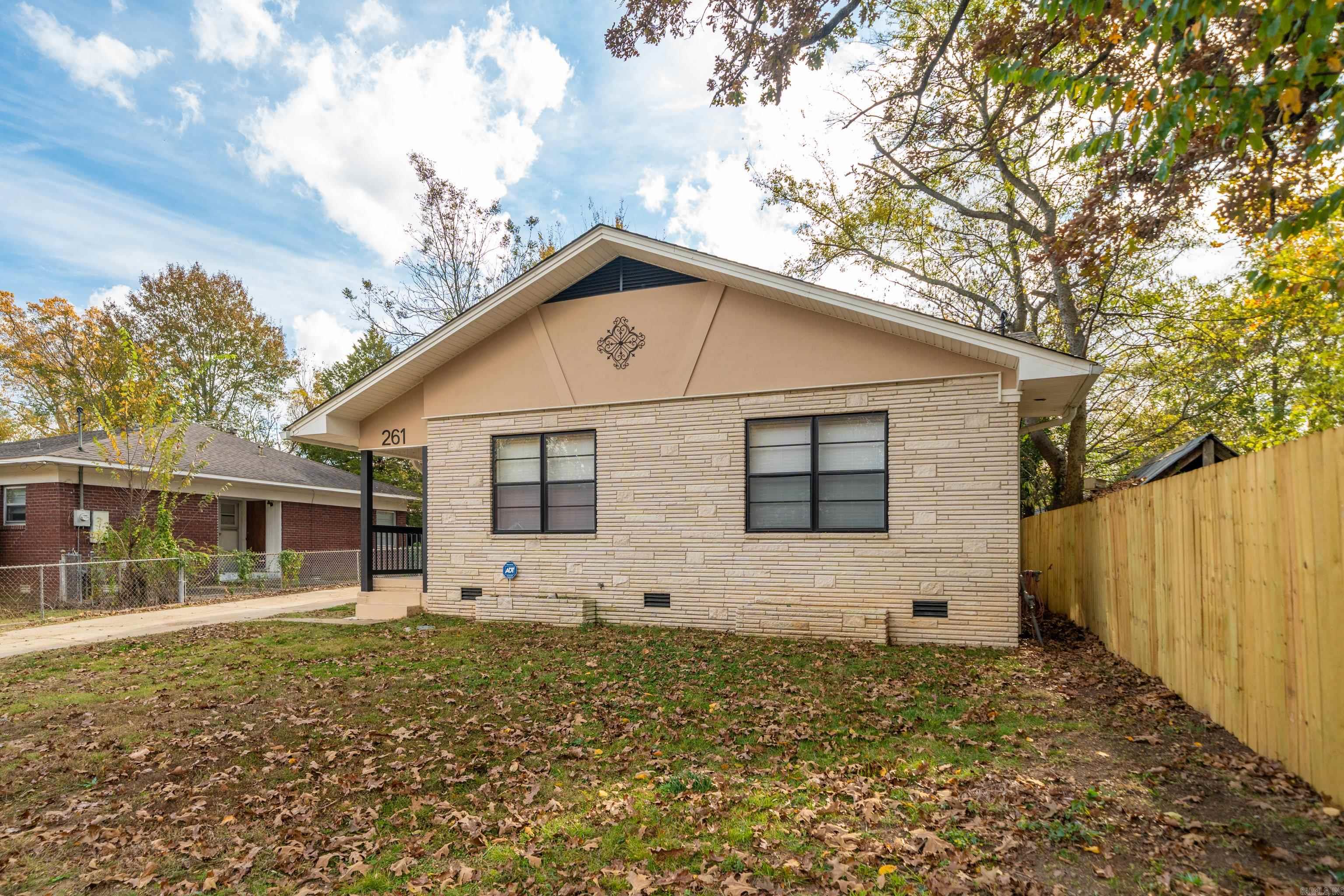 261 woodlawn  Hot Springs, AR