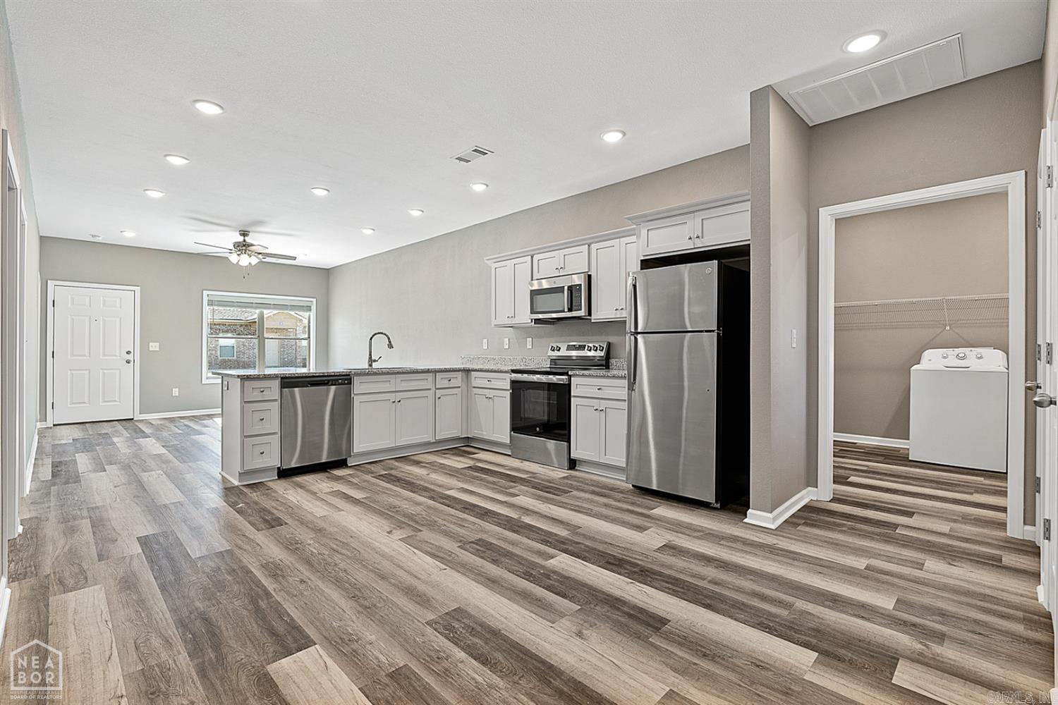 404 W Matthews  Brookland, AR