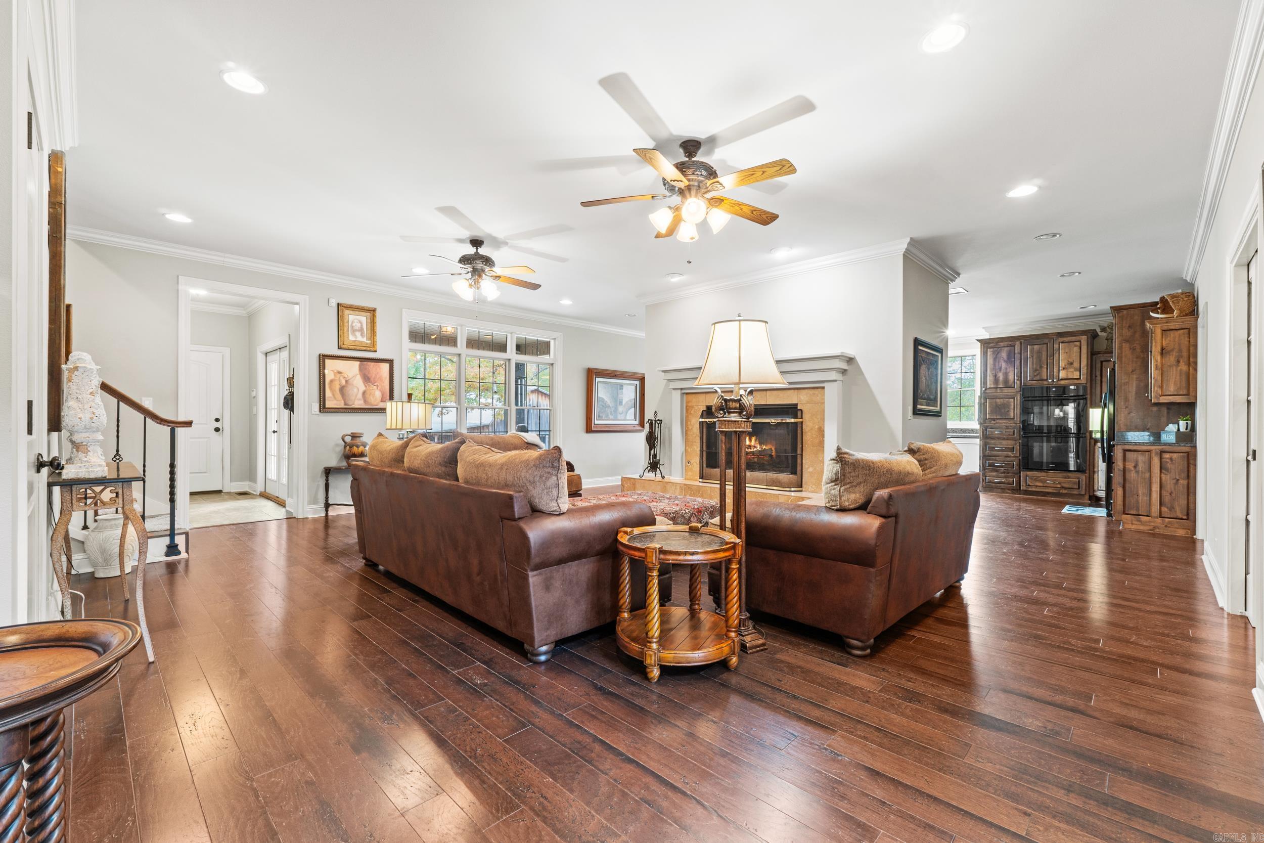 1919 Tudor Loop  Benton, AR