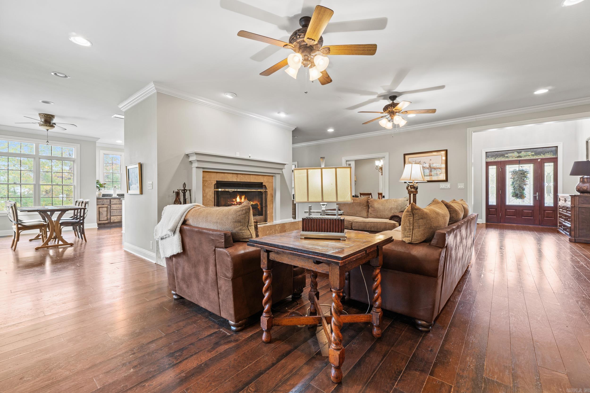 1919 Tudor Loop  Benton, AR