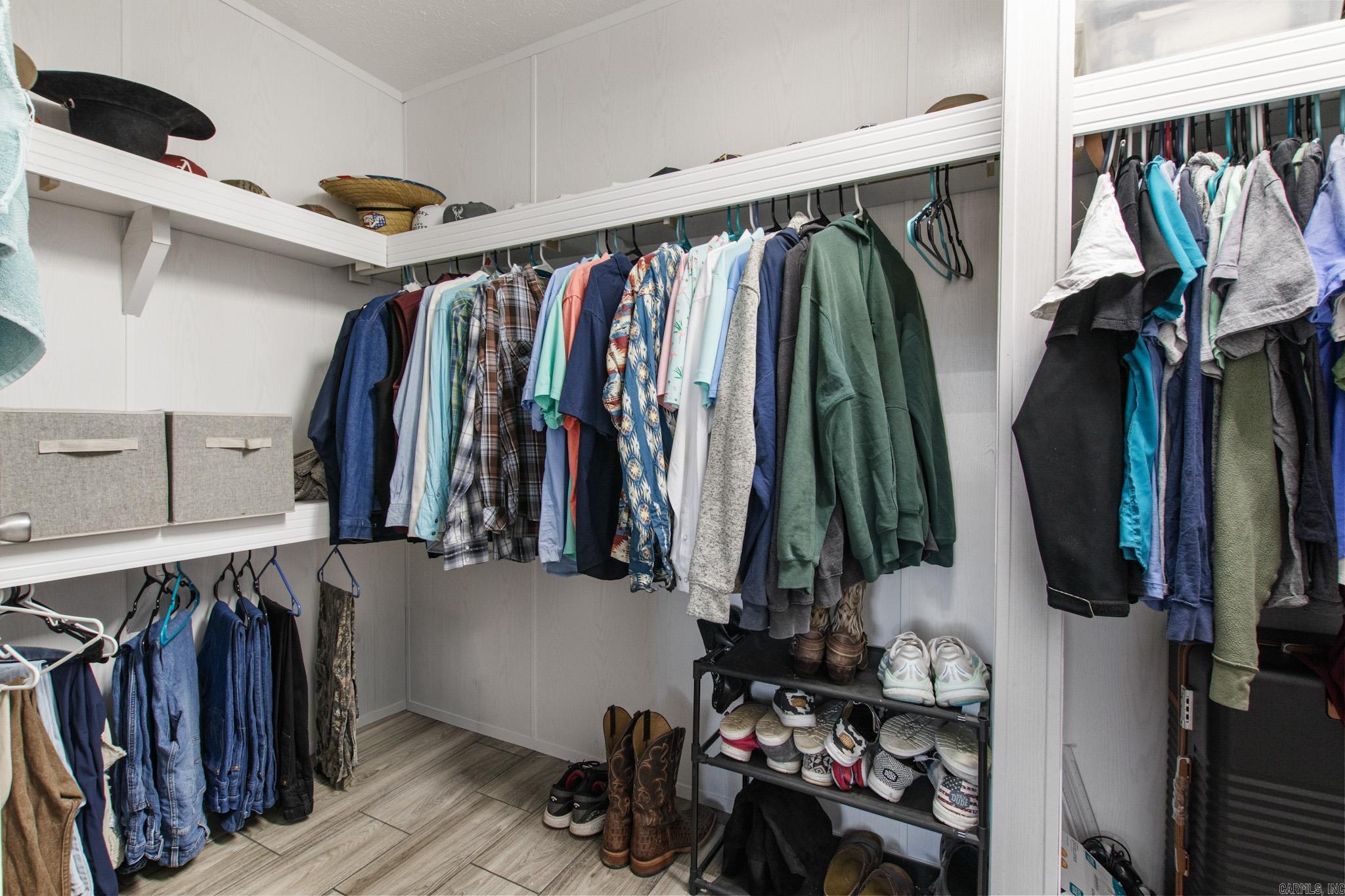 160 Oak Grove  Austin, AR