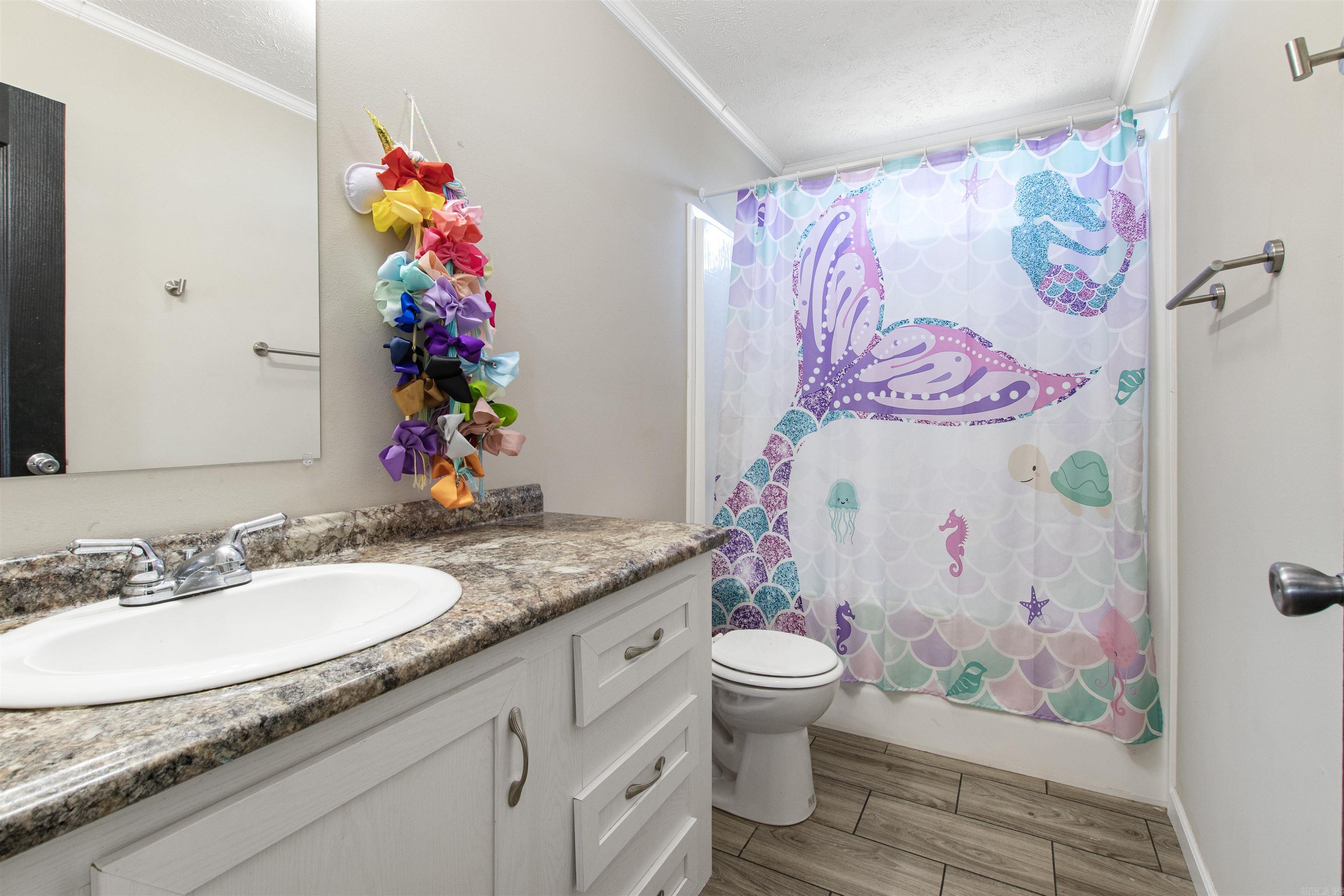 160 Oak Grove  Austin, AR