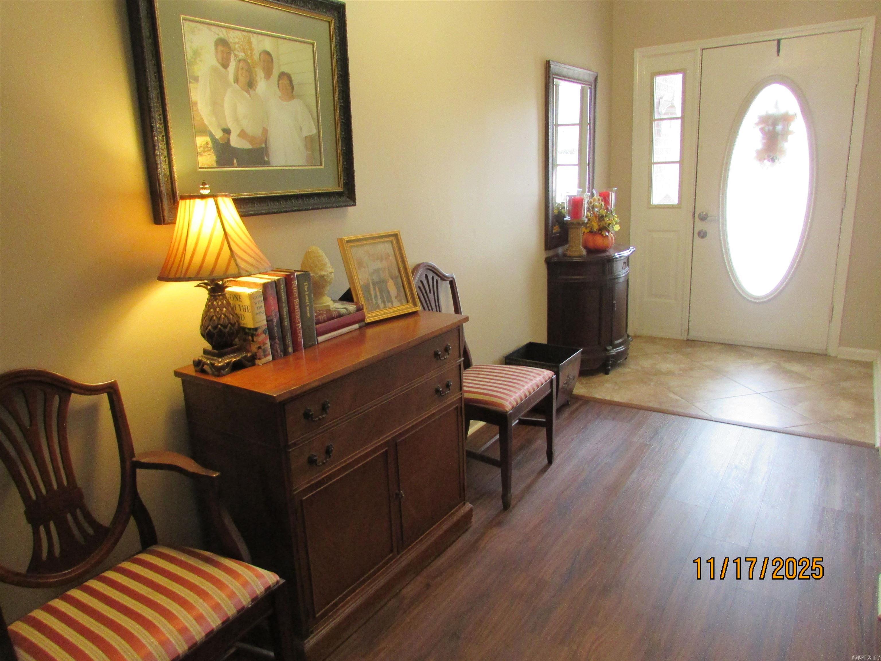 6 Winona Dr  Maumelle, AR