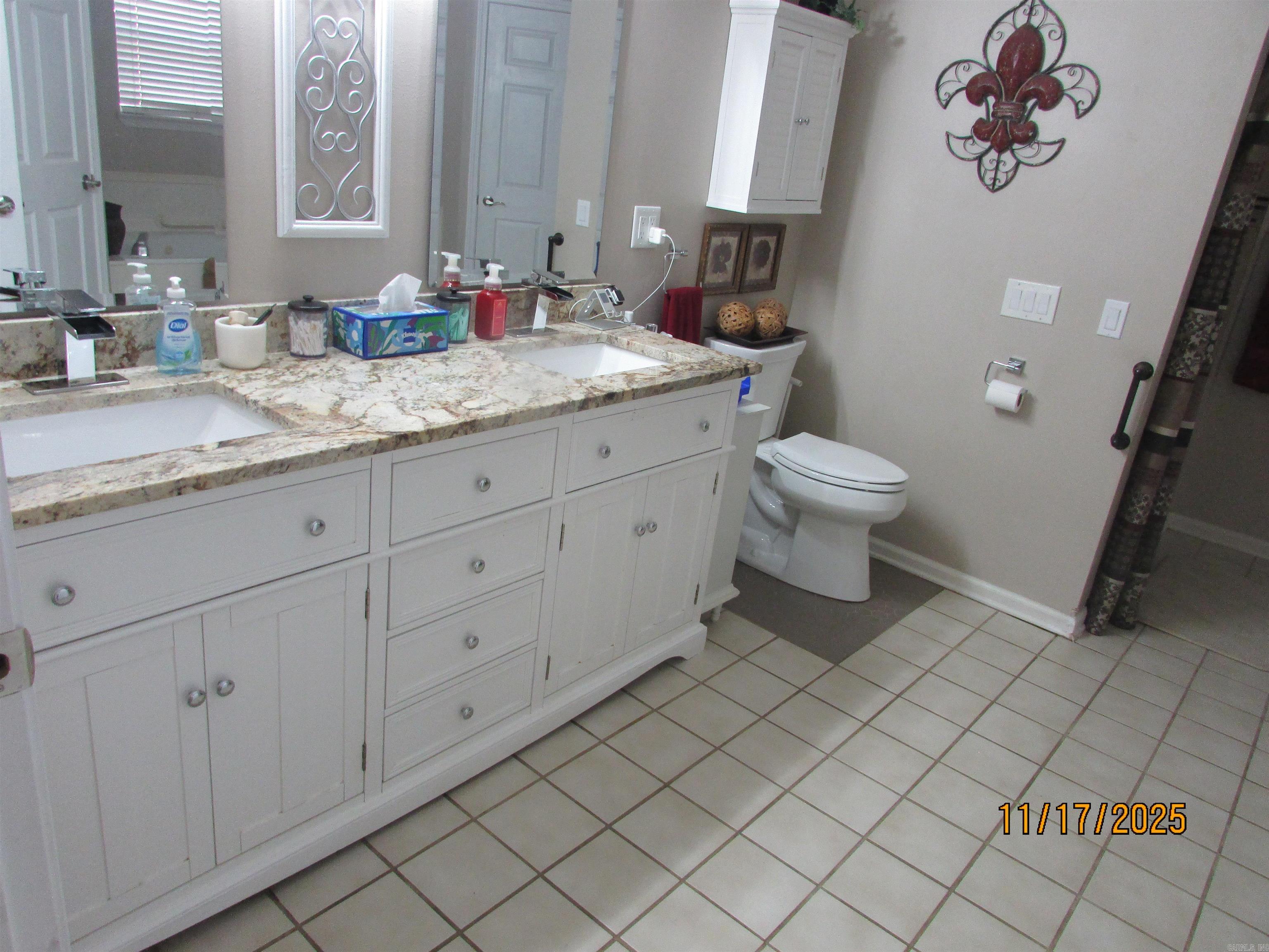 6 Winona Dr  Maumelle, AR