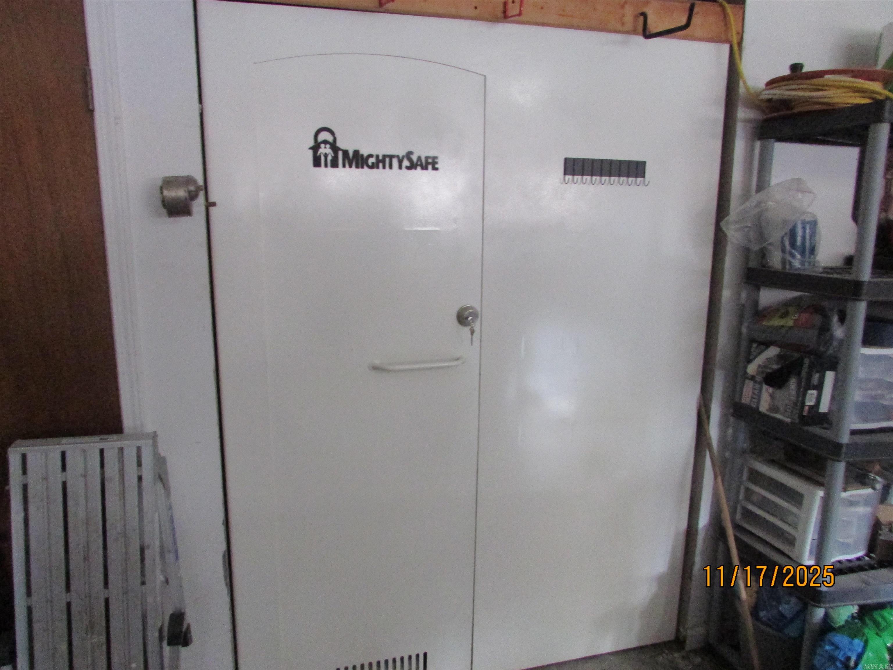 6 Winona Dr  Maumelle, AR