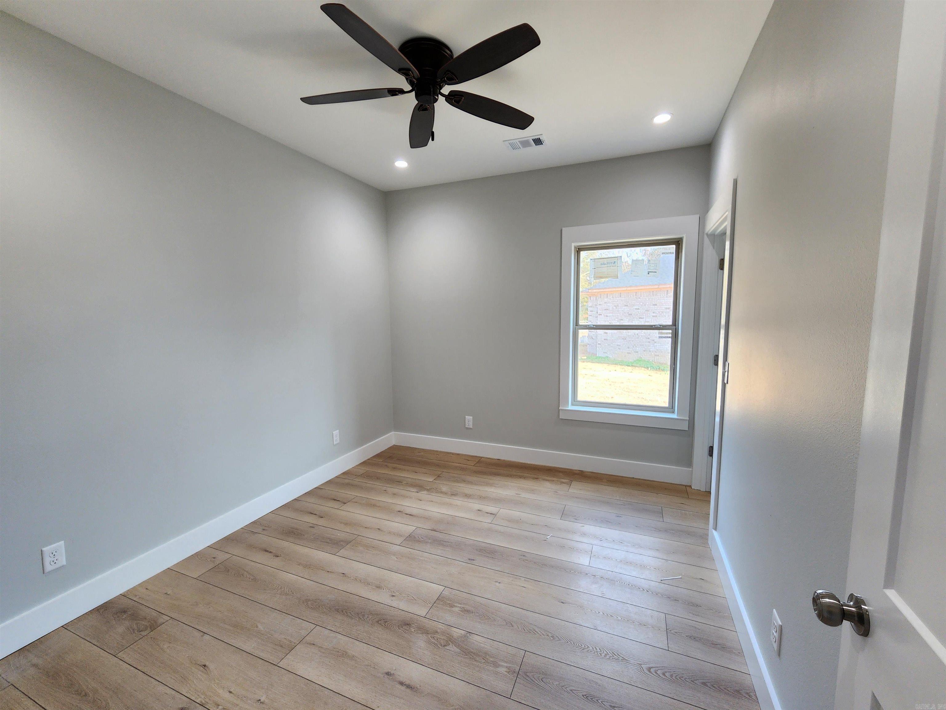 296 Walker  Higginson, AR