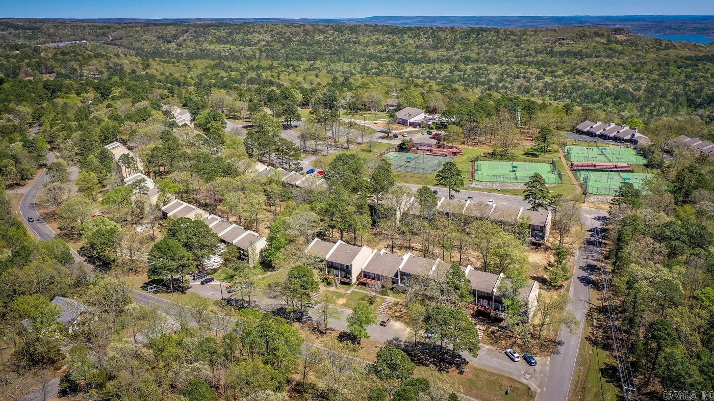 601 Dave Creek  Fairfield Bay, AR