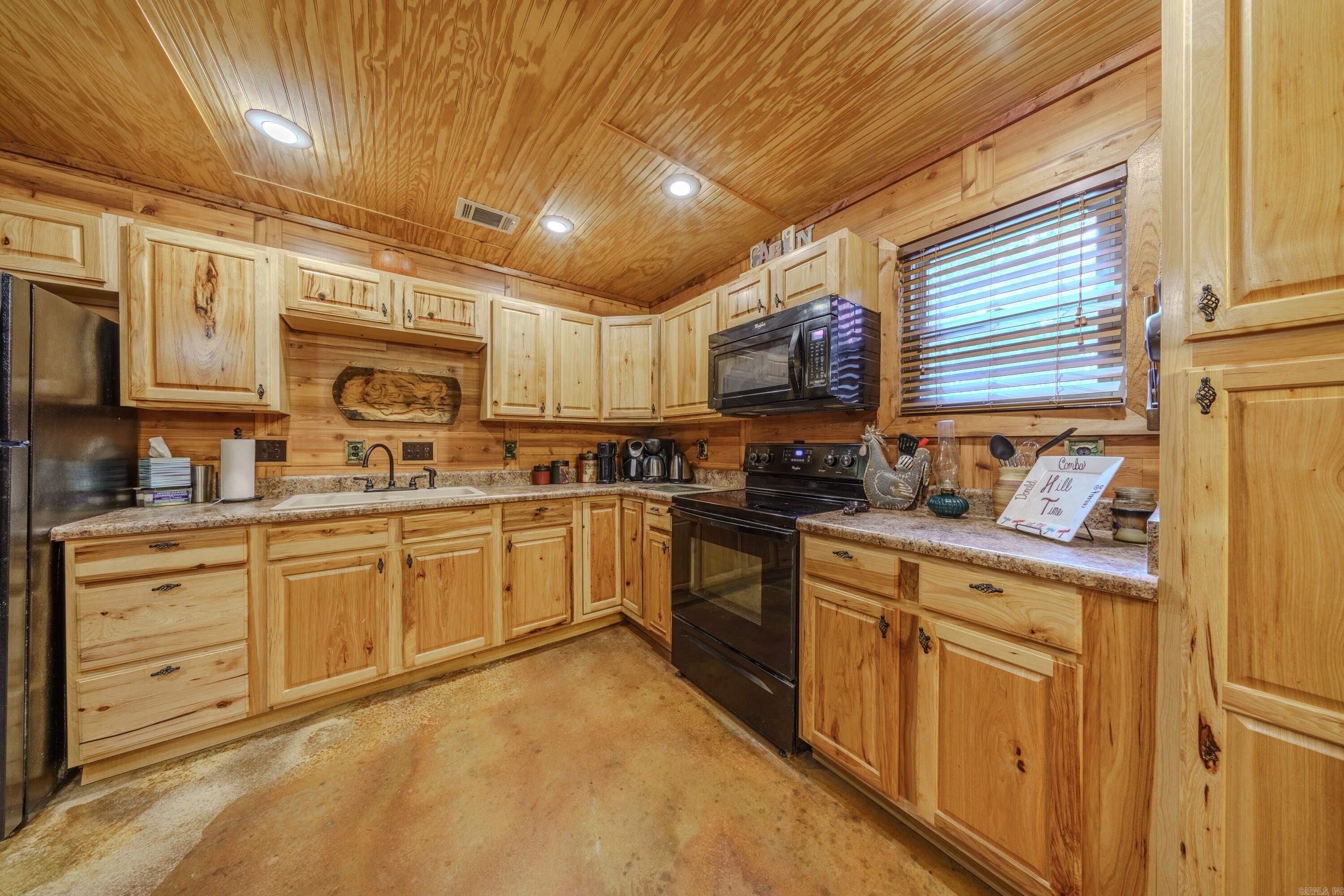 253 Judge Anderson Rd  Smithville, AR