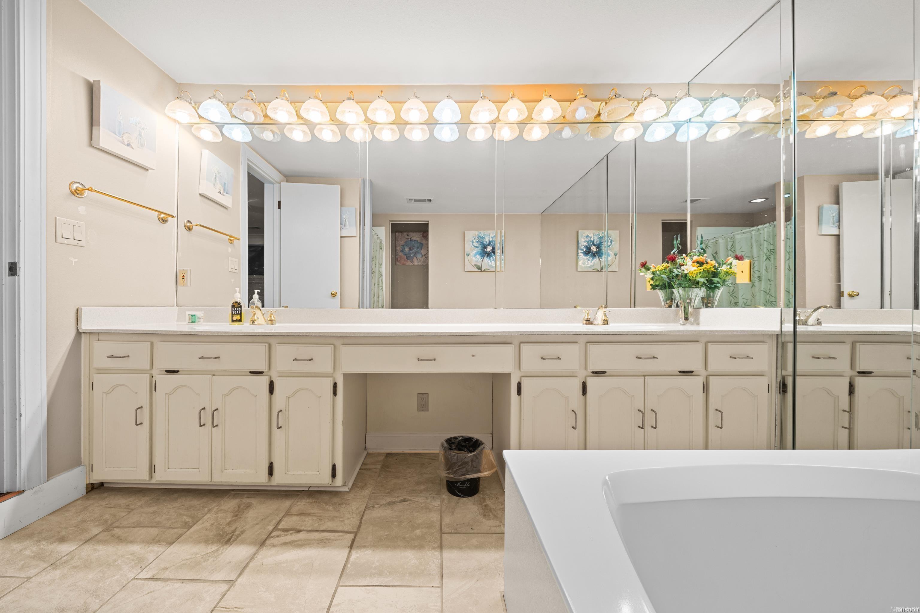 202 Trivista Left  Hot Springs, AR