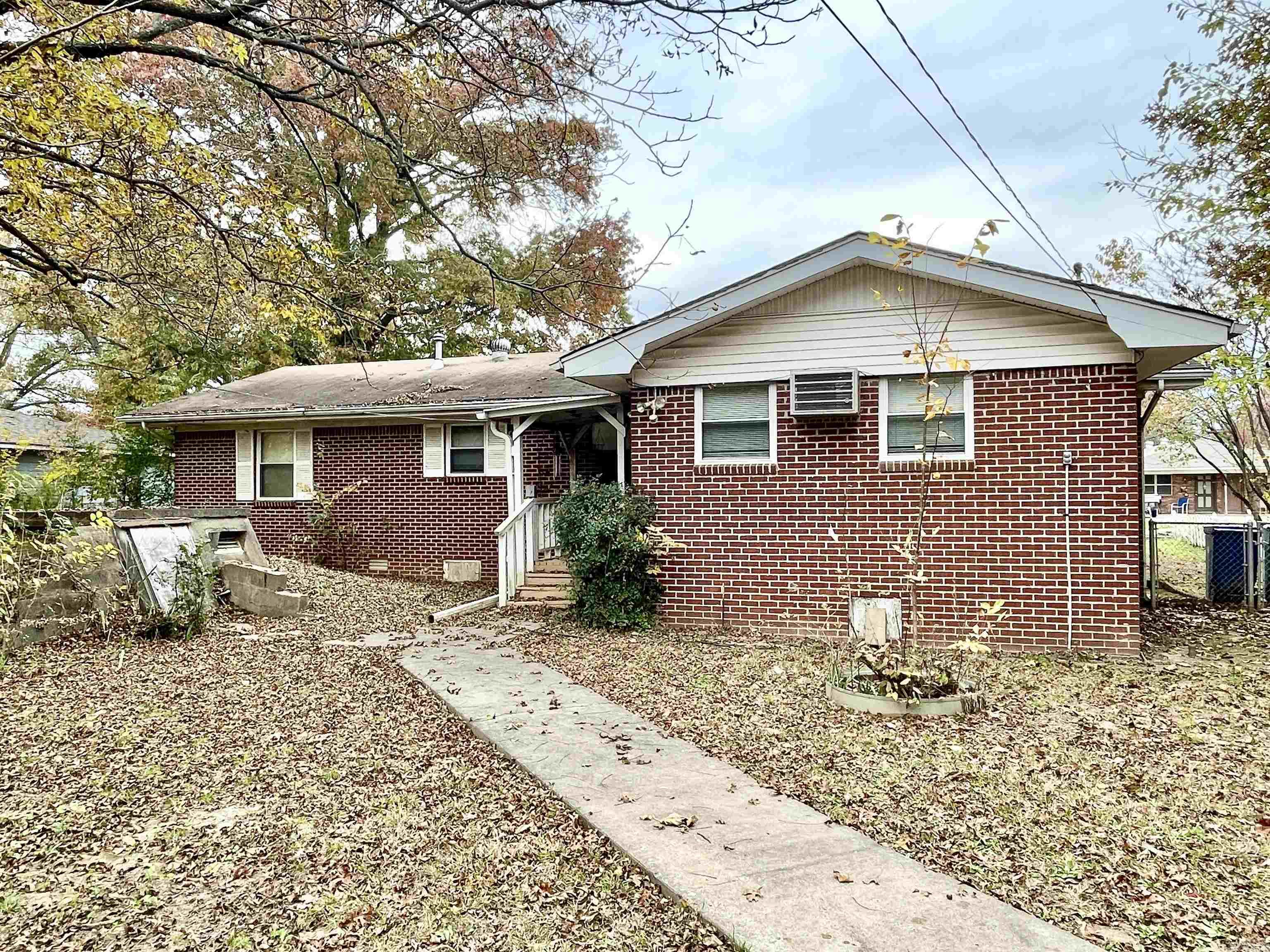 2007 Arkansas Avenue  Conway, AR