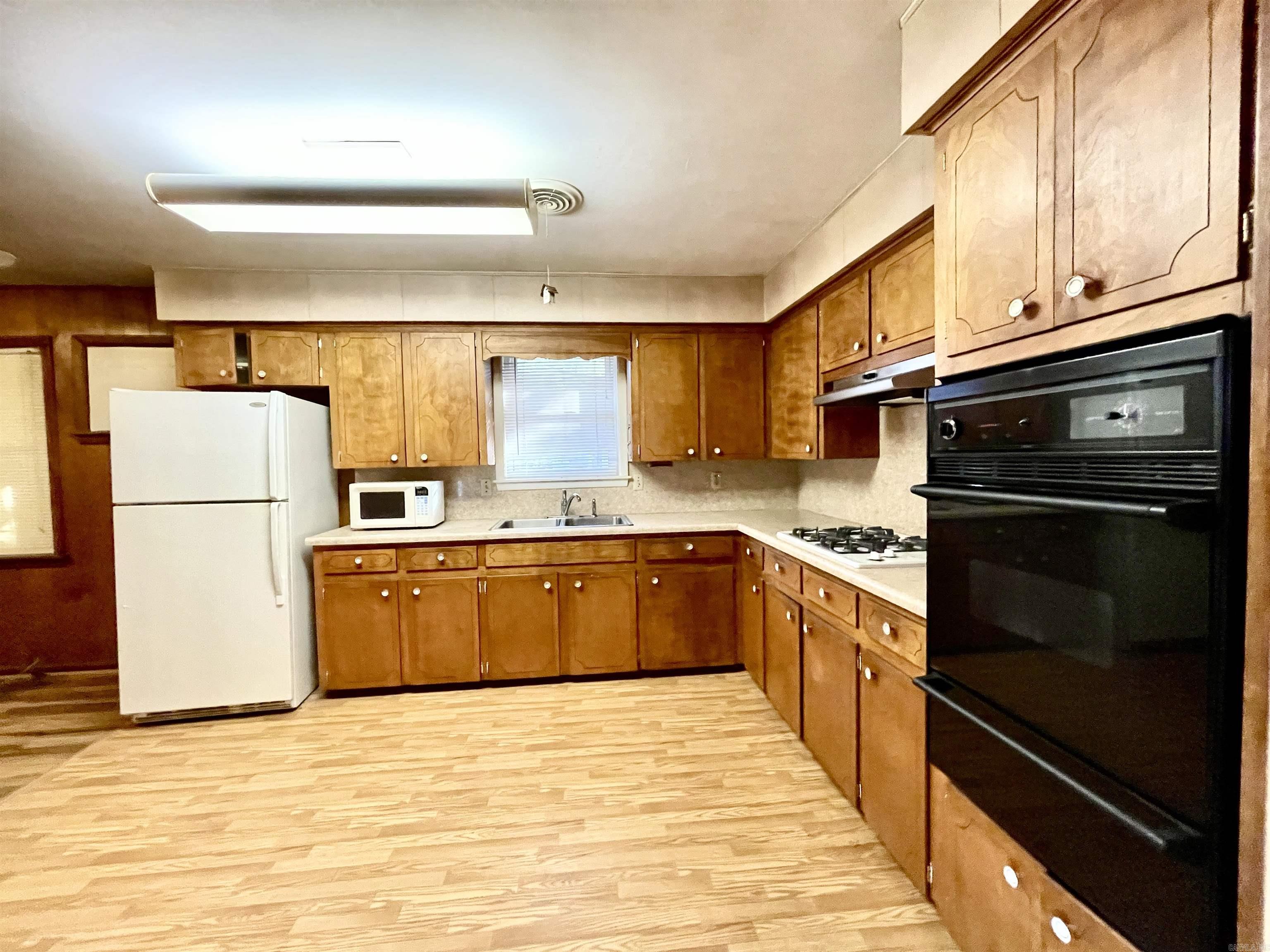 2007 Arkansas Avenue  Conway, AR