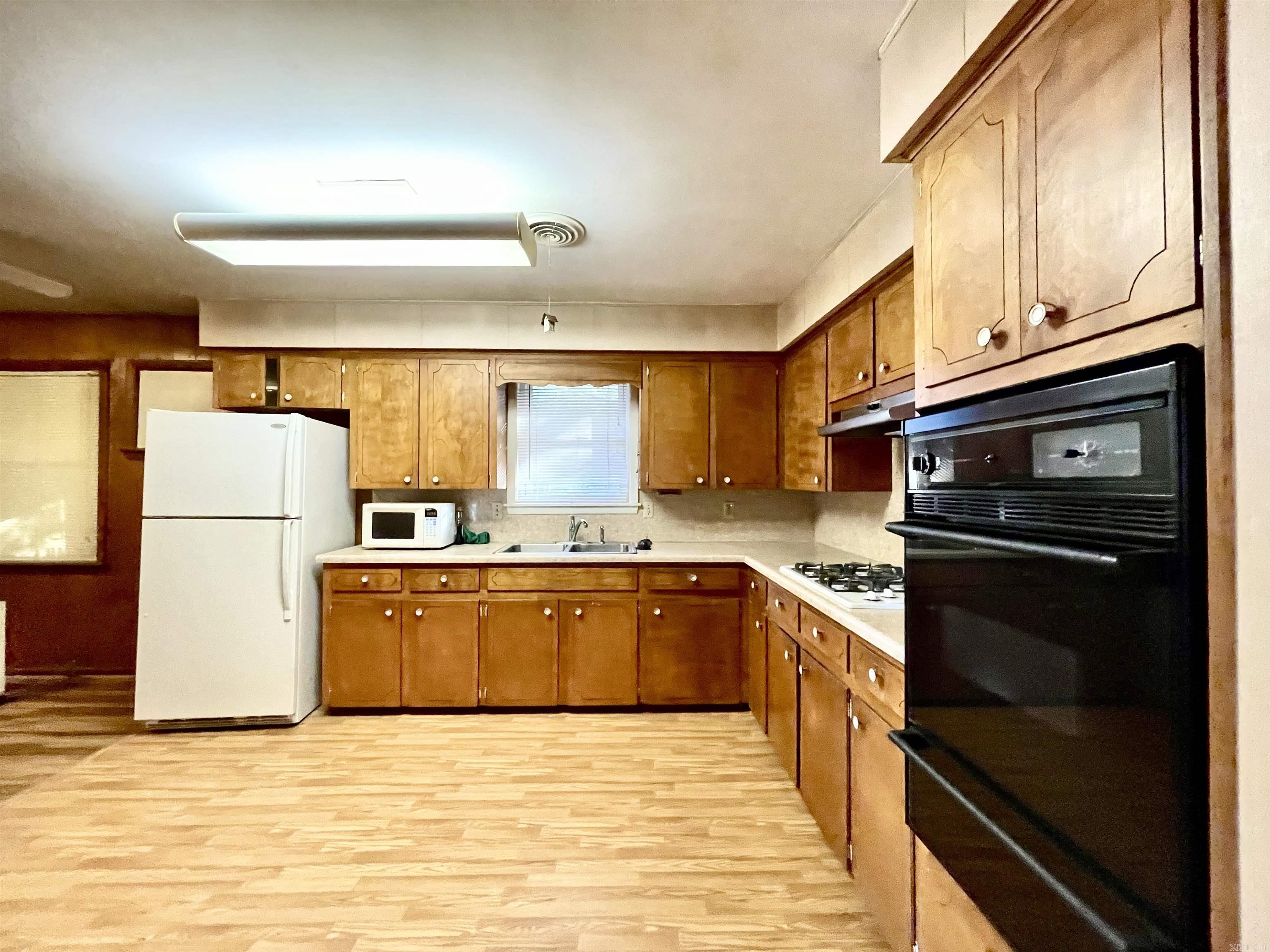 2007 Arkansas Avenue  Conway, AR