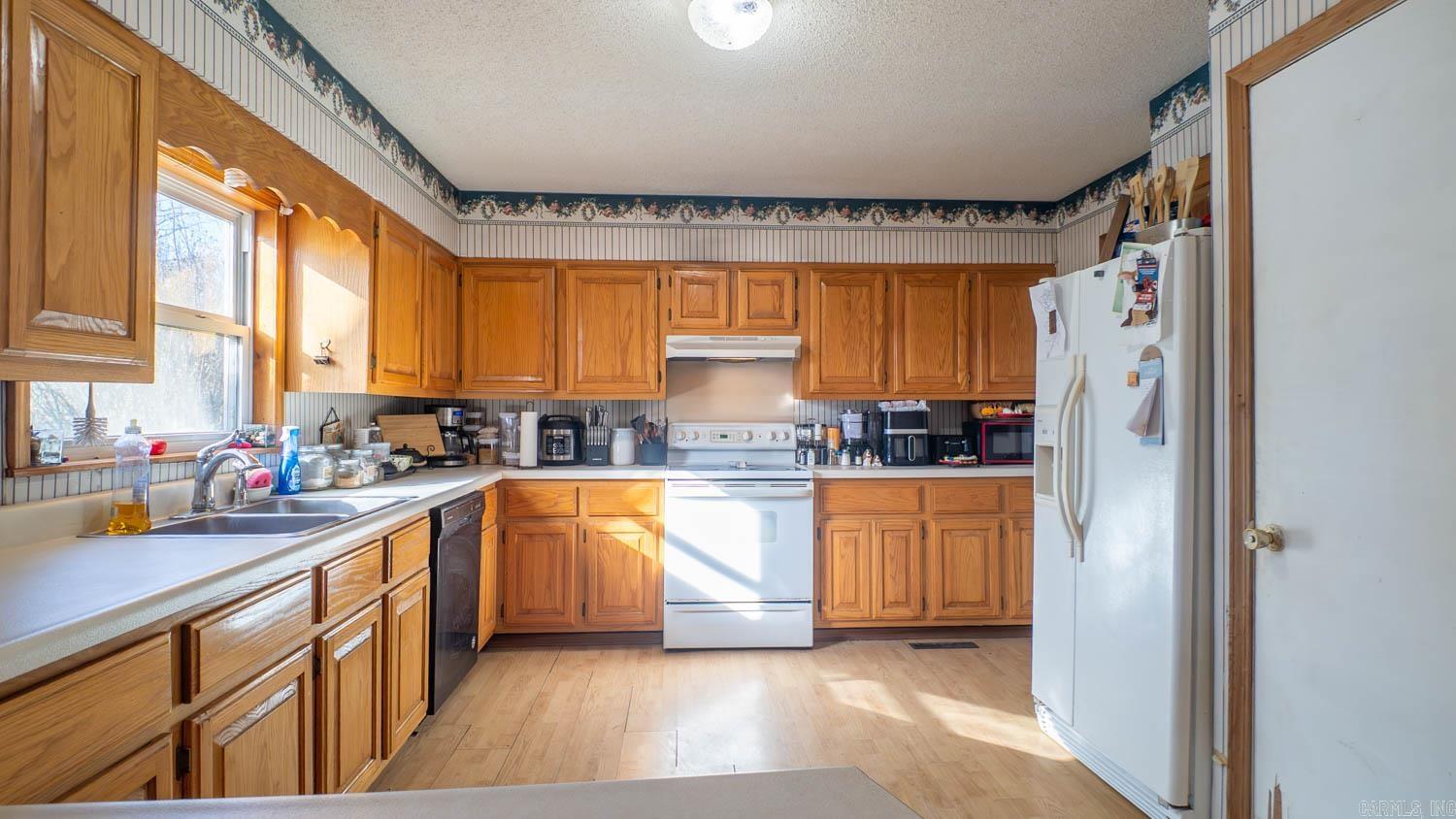 3507 County Road 232  Thayer, MO