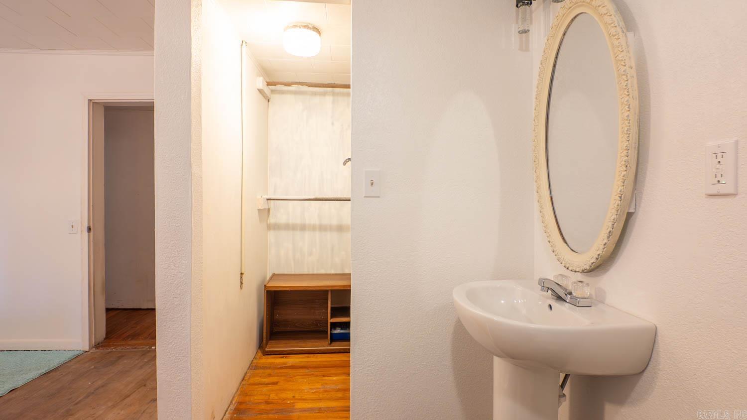 3507 County Road 232  Thayer, MO